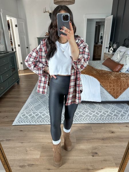 Tee — small
Flannel — small
Leggings — small

comfy Christmas outfit | holiday outfits | oversized flannel | faux leather leggings | white slouch socks | platform Ugg boots | casual holiday outfits | Christmas outfit ideas | amazon outfit 

#LTKshoecrush #LTKstyletip #LTKfindsunder50