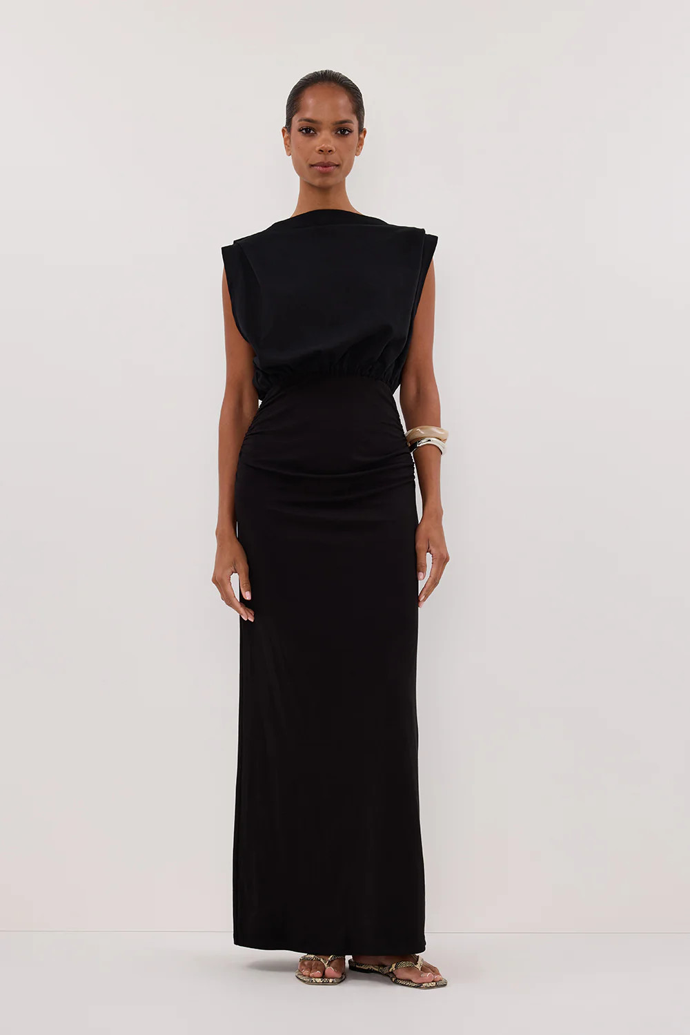 LIORA BLACK SLEEVELESS MAXI DRESS | DISSH