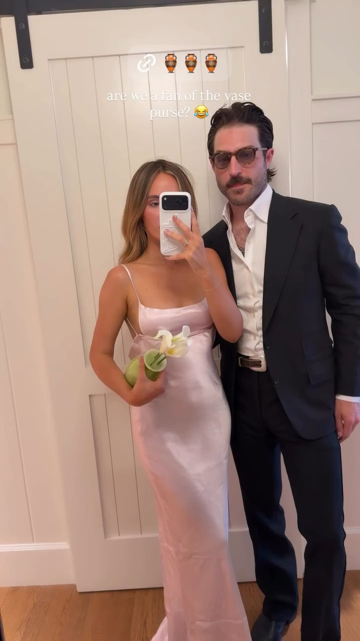Are we a fan of the vase purse? 🤣 

 #LTKgrwm #LTKootd #LTKWedding