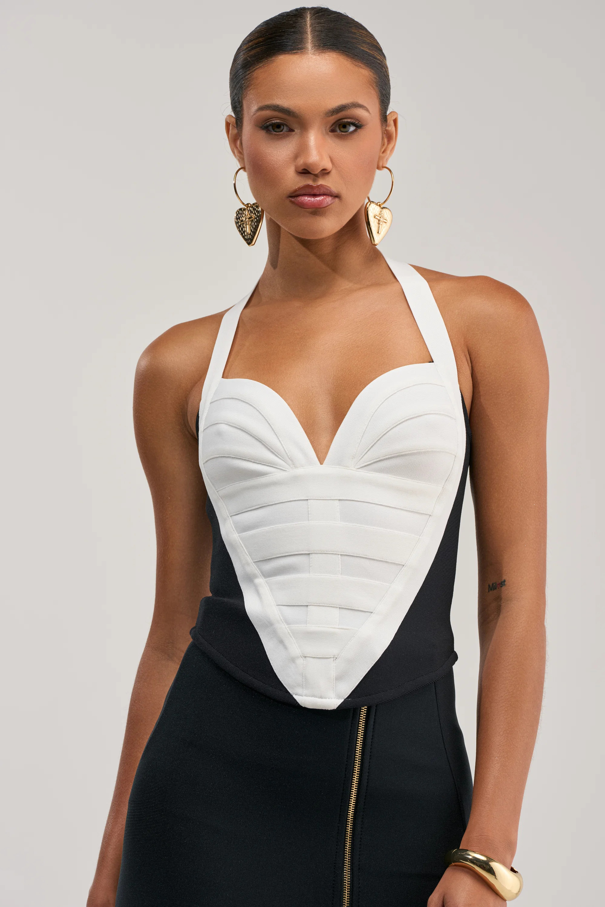 PIECE OF MY HEART BANDAGE CORSET | AKIRA