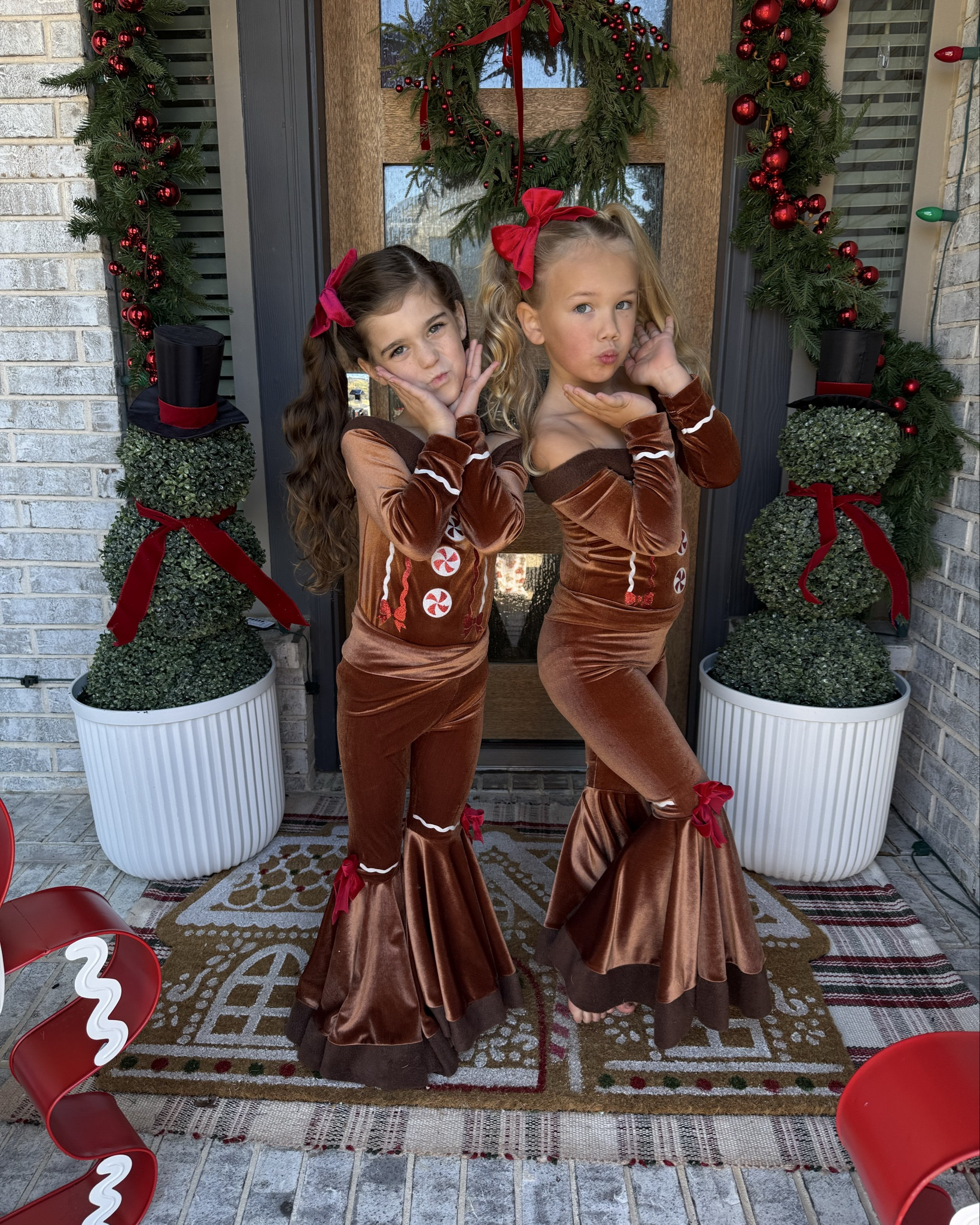 Girls christmas outfits!! Use code KRISTIN25 to save!!! The girls are in a 6T

Girls christmas, kids christmas outfit, kids christmas, christmas party dress

#LTKHoliday #LTKSeasonal #LTKKids