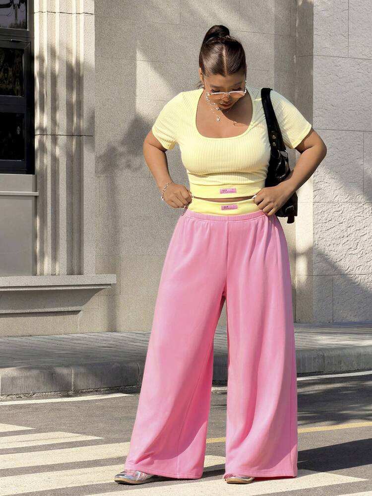 SHEIN Muchic Plus Size Women's Casual Daily Commute Scoop Neck Fitted Cropped T-Shirt And Wide Leg Pants 2 Piece Set, Spring/Summer, Summer Outfits | SHEIN
