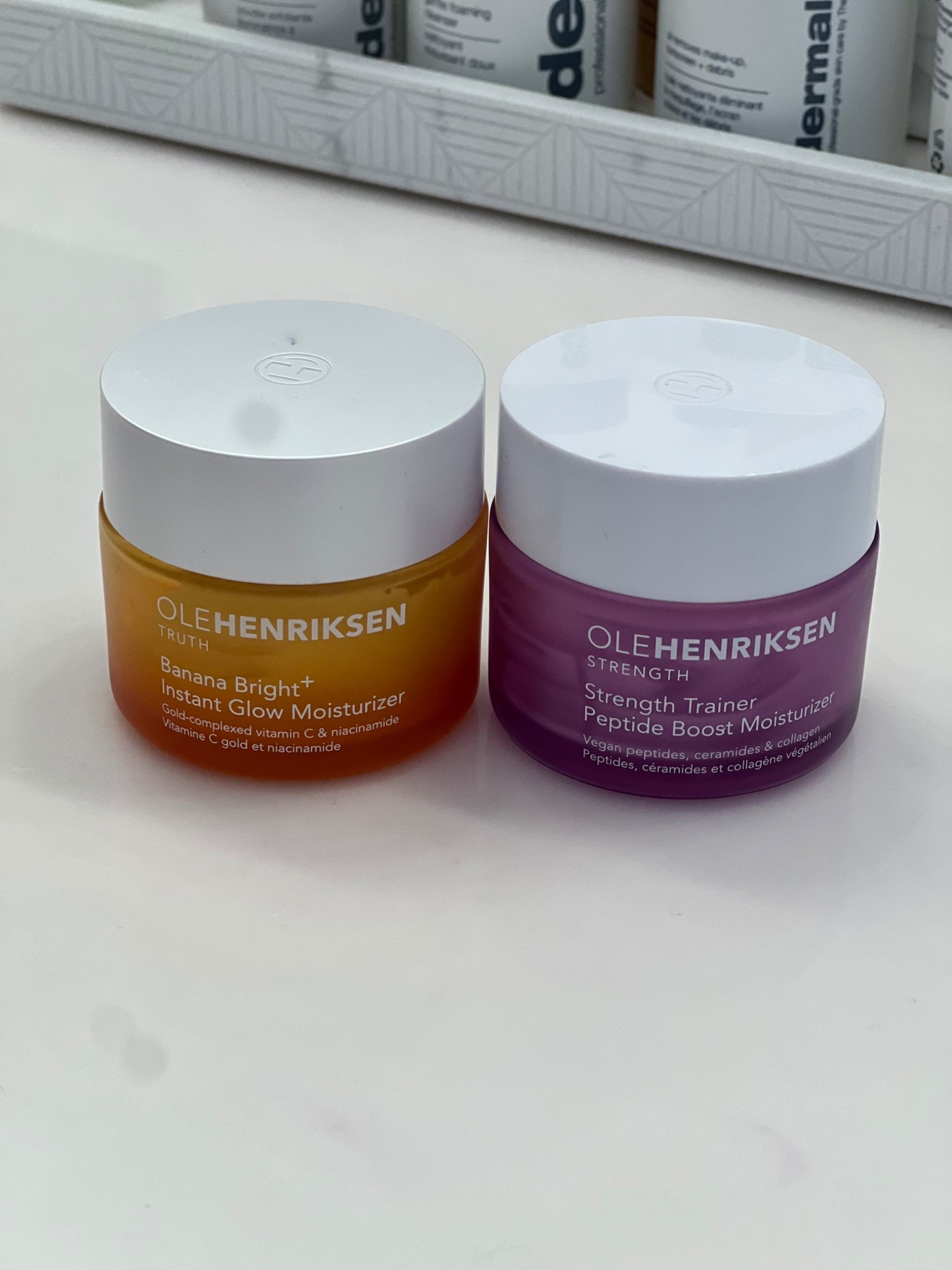 OLE HENRIKSEN STRENGTH TRAINER PEPTIDE BOOST MOISTURIZER & GLOW EVEN BRIGHTER BANANA BRIGHT MOISTURIZER 

#LTKGiftGuide #LTKU #LTKBeauty