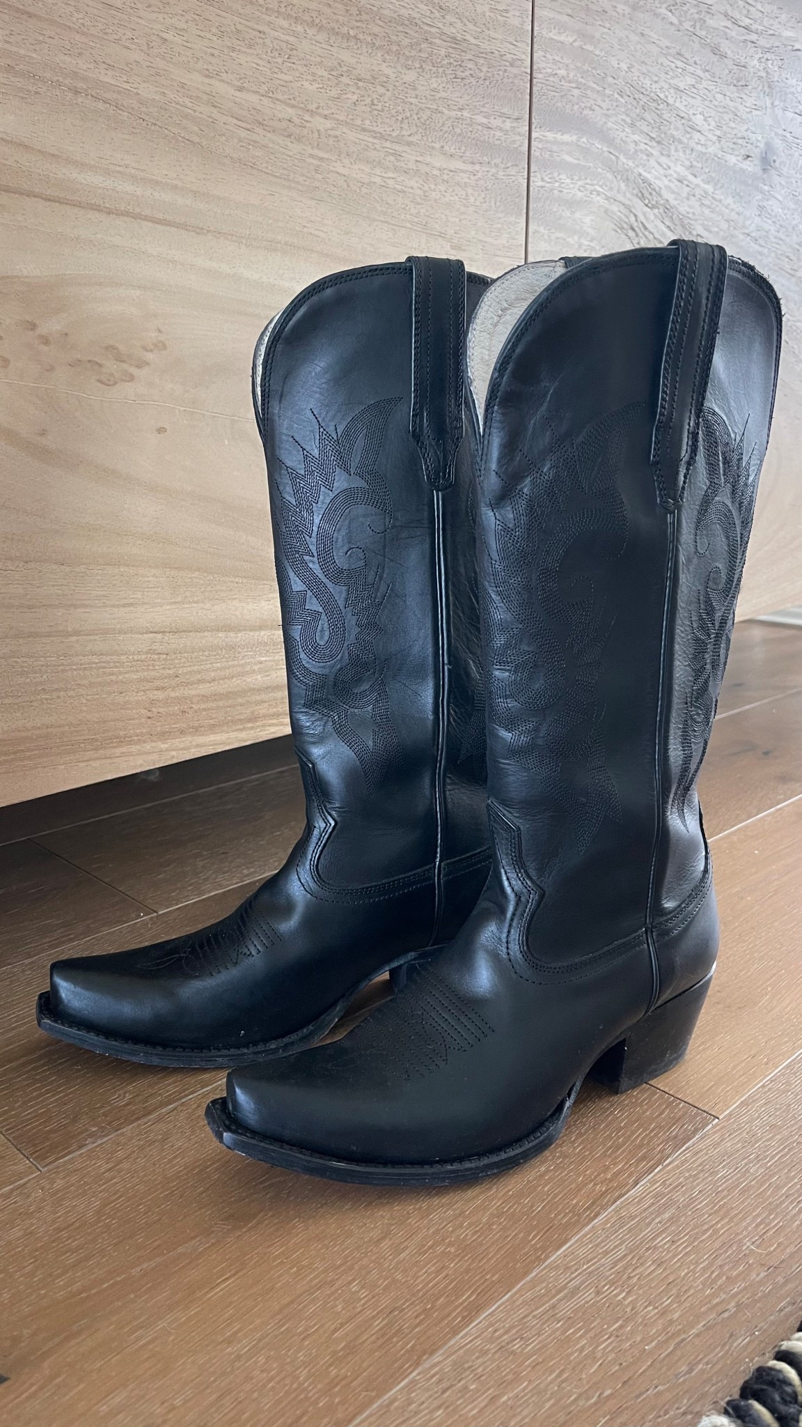 Freebird Woodland boots in black! 



#LTKShoeCrush