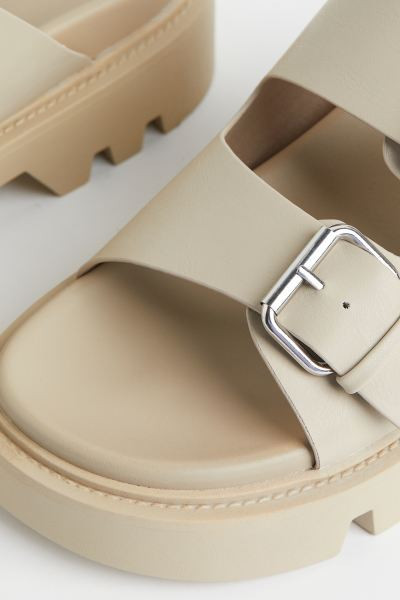 Chunky-soled Slides | H&M (US + CA)