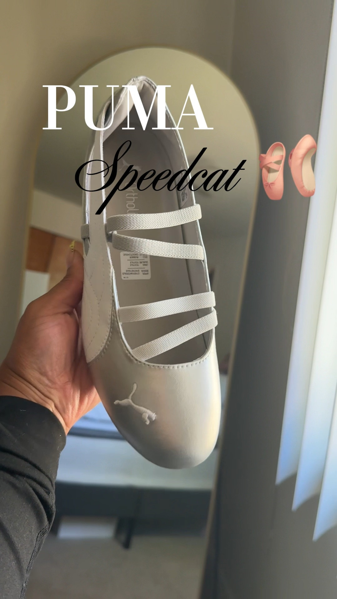 Silver is having a moment, and these Speedcat-inspired Puma flats are the perfect way to add a little shine to your everyday outfits. ✨ #Puma #PumaSpeedcat #SilverShoes #MetallicShoes #FlatShoes #EverydayStyle