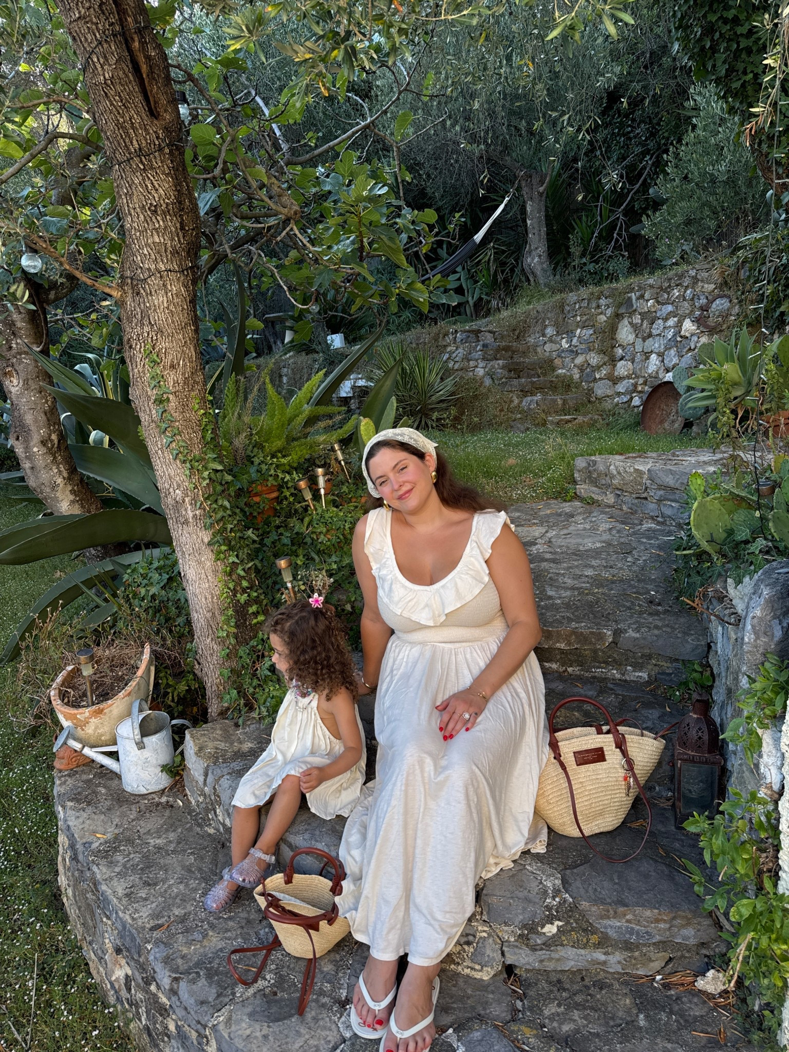 American eagle aerie midi ruffle collar dress drop waist

Sezane basket raffia bag

#LTKFindsUnder50 #LTKMidsize #LTKStyleTip