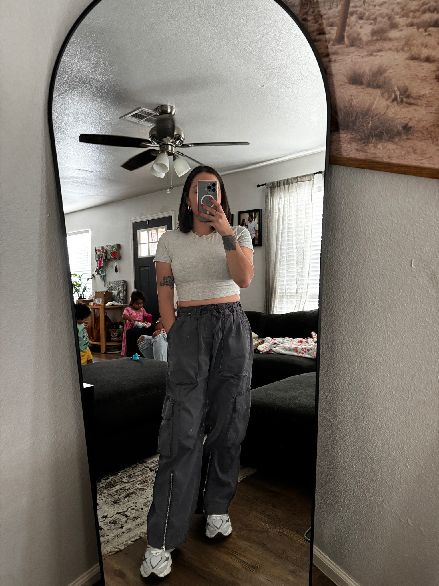 Casual look with cargo pants and sneakers 👟 

#LTKU #LTKFindsUnder100 #LTKStyleTip
