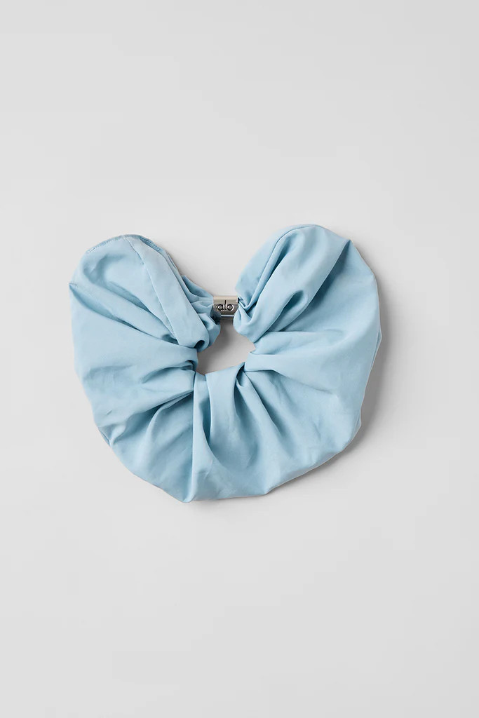 Bead It Oversized Scrunchie | Alo Yoga (US)