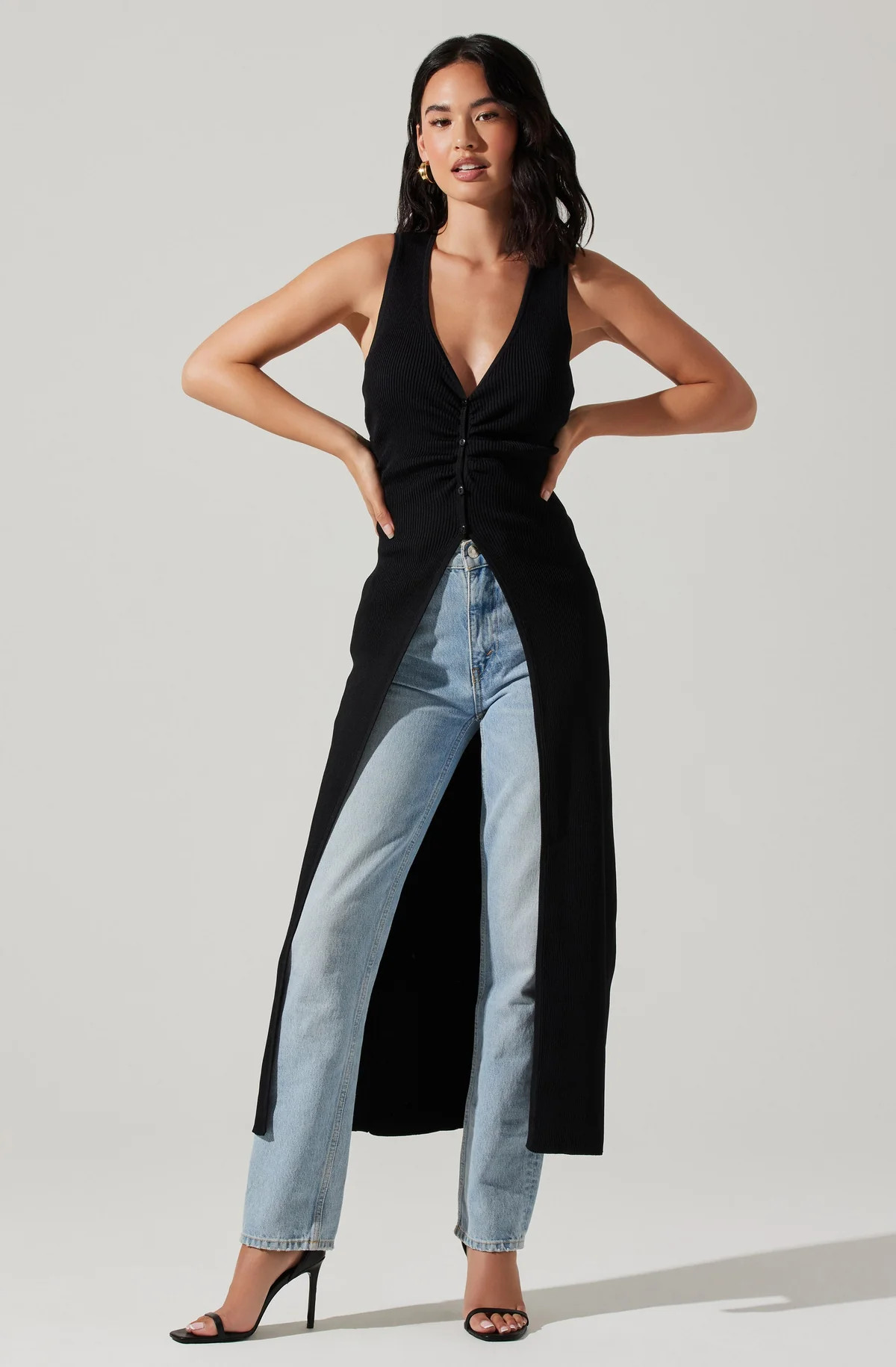 Tezza Long Sleeveless Sweater | ASTR The Label (US)