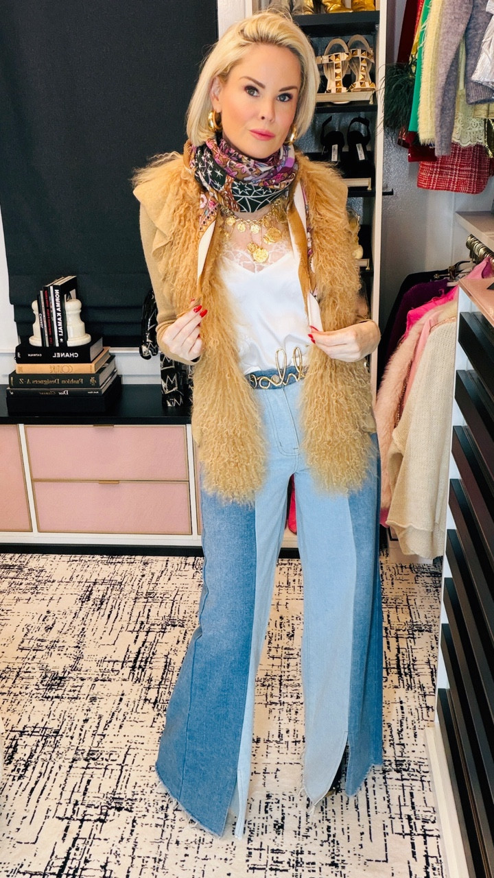 Dinner with my girls tonight 🤍 Comment shop for links 🤍