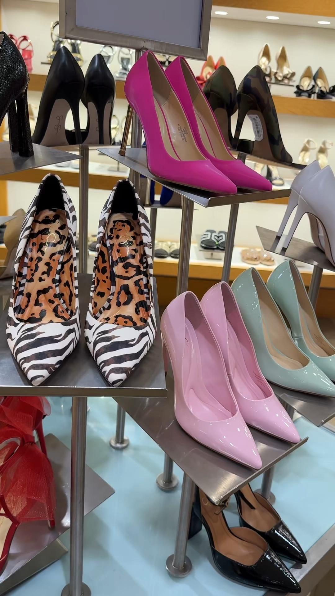 Shoe run at Dillard’s and the new arrivals did not disappoint 👀✨

Spotted the latest styles from Coach, Gianni Bini, and Jessica Simpson — from sparkly statement pairs to everyday elevated classics. If you’re updating your spring/summer shoe lineup, this is your sign to stop by and take a look.

Everything linked in my LTK 💙

#LTKStyle #LTKShoeCrush #DillardsFinds #SpringShoes #CoachShoes
