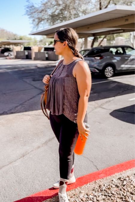 Easy and effortless mom on the go outfit

#LTKStyleTip #LTKMidsize