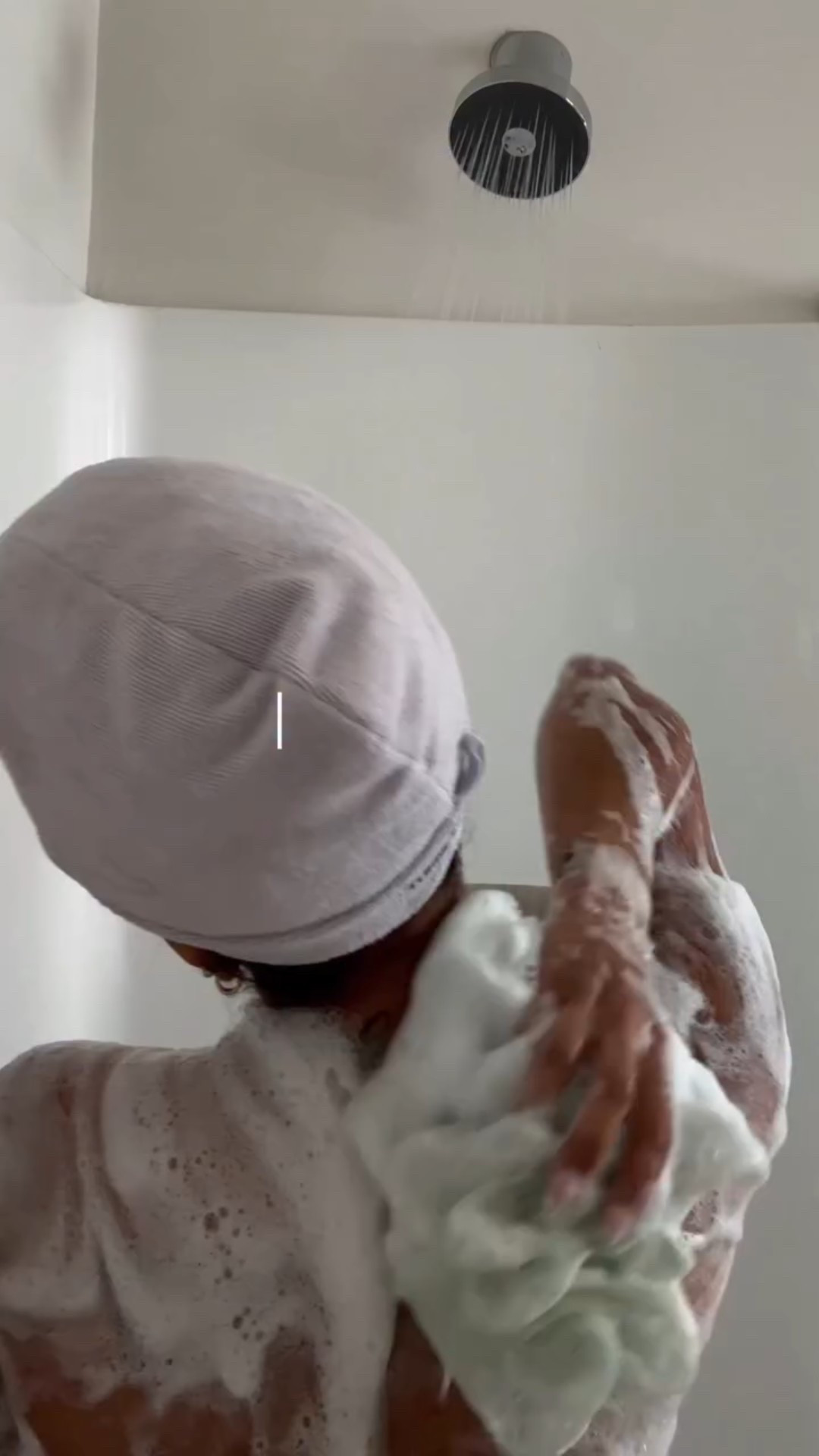 Self Care Sunday vibesss 🫧🎀✨ the best feeling before a new week. I hope you’re having a slow & intentional day, you deserve it 🫶🏽

@dove coconut milk + sugar body wash + vanilla sugar shea butter scrub 
@josiemaran vanilla vibez body butter & fragrance mist
@youthtothepeople superfood cleanser 
@farmacybeauty honey hydrating essence + cloud moisturizer 
@peachandlily brightening eye cream 
@fentyskin plush puddin lip mask 
@fineryfragrance the new rouge candle
@cosrx glass glow hydrogel mask

#softgirl #selfcareroutine #selfcaresundays #romanticizinglife #unwindwithme #washdayroutine #showerroutine #slownight #selflove