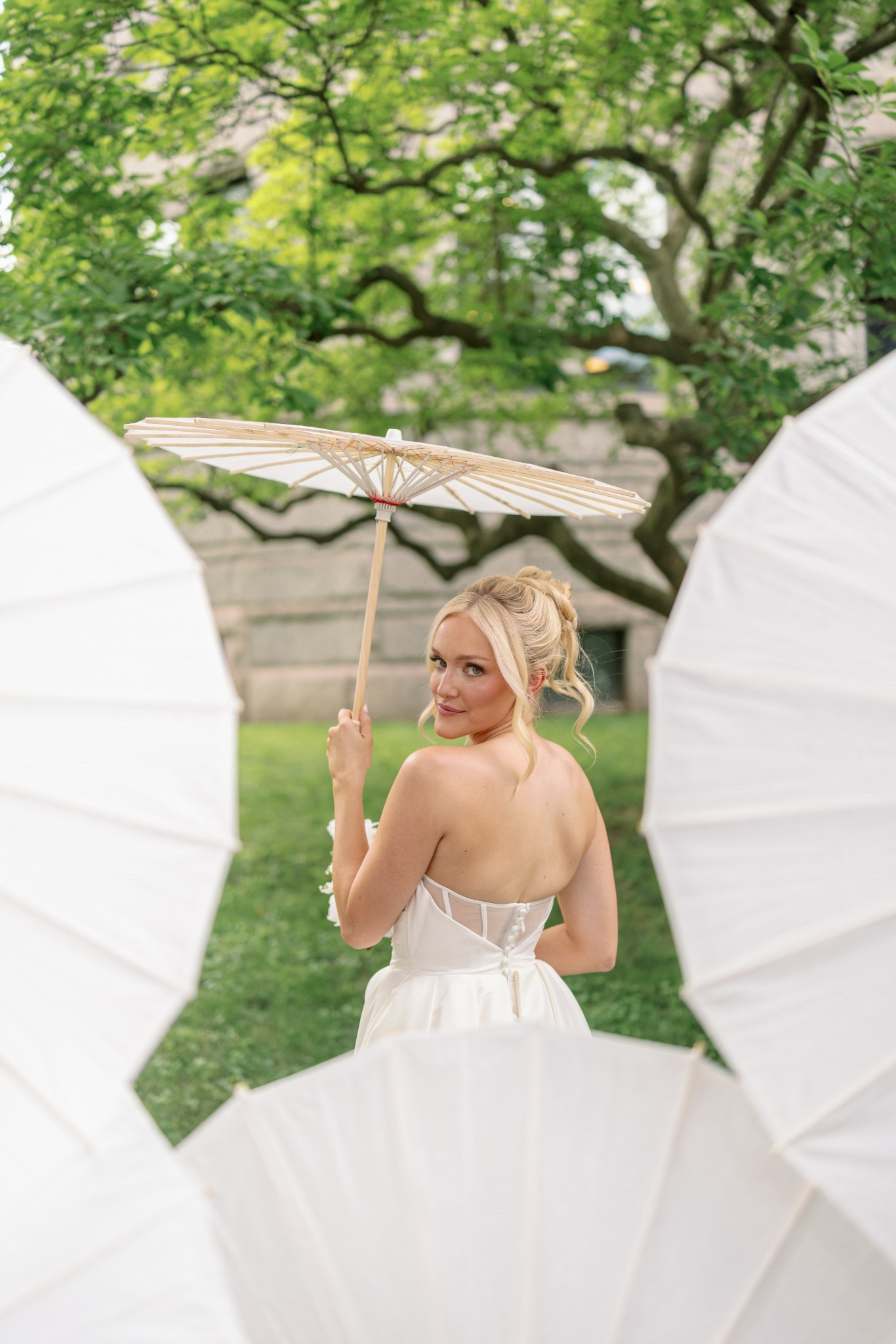 PARASOLS 🤍⛱️

#LTKWedding #LTKParties #LTKFindsUnder100