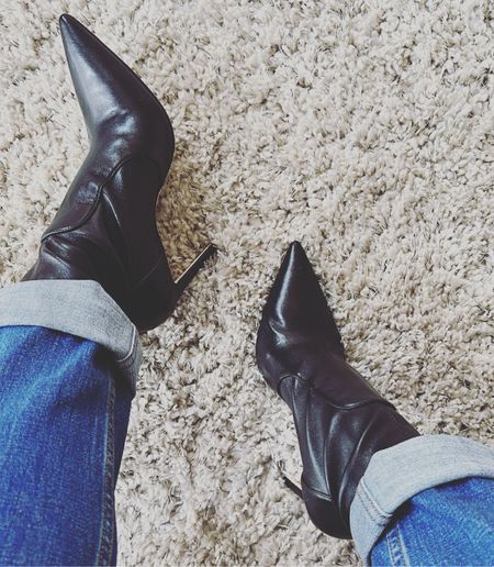These boots are EVERYTHING and COMFY!

#LTKSeasonal #LTKstyletip #LTKshoecrush
