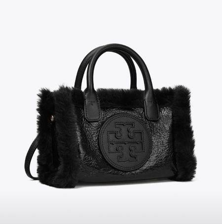 Tory Burch bag on sale!


#LTKGiftGuide #LTKitbag #LTKsalealert