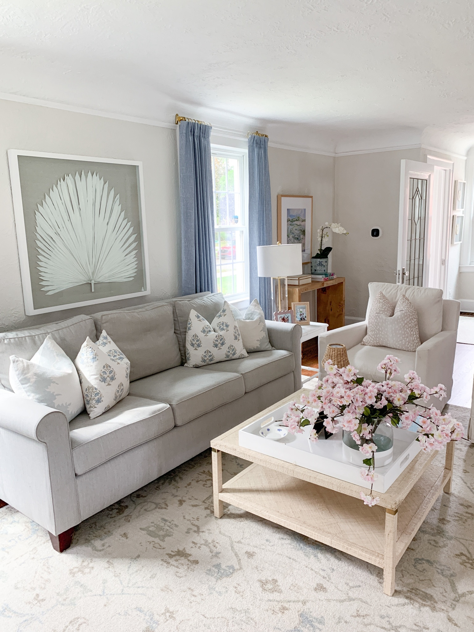 Still can’t believe these curtains are from amazon. I think they really bring the room together 

#LTKFindsUnder100 #LTKHome