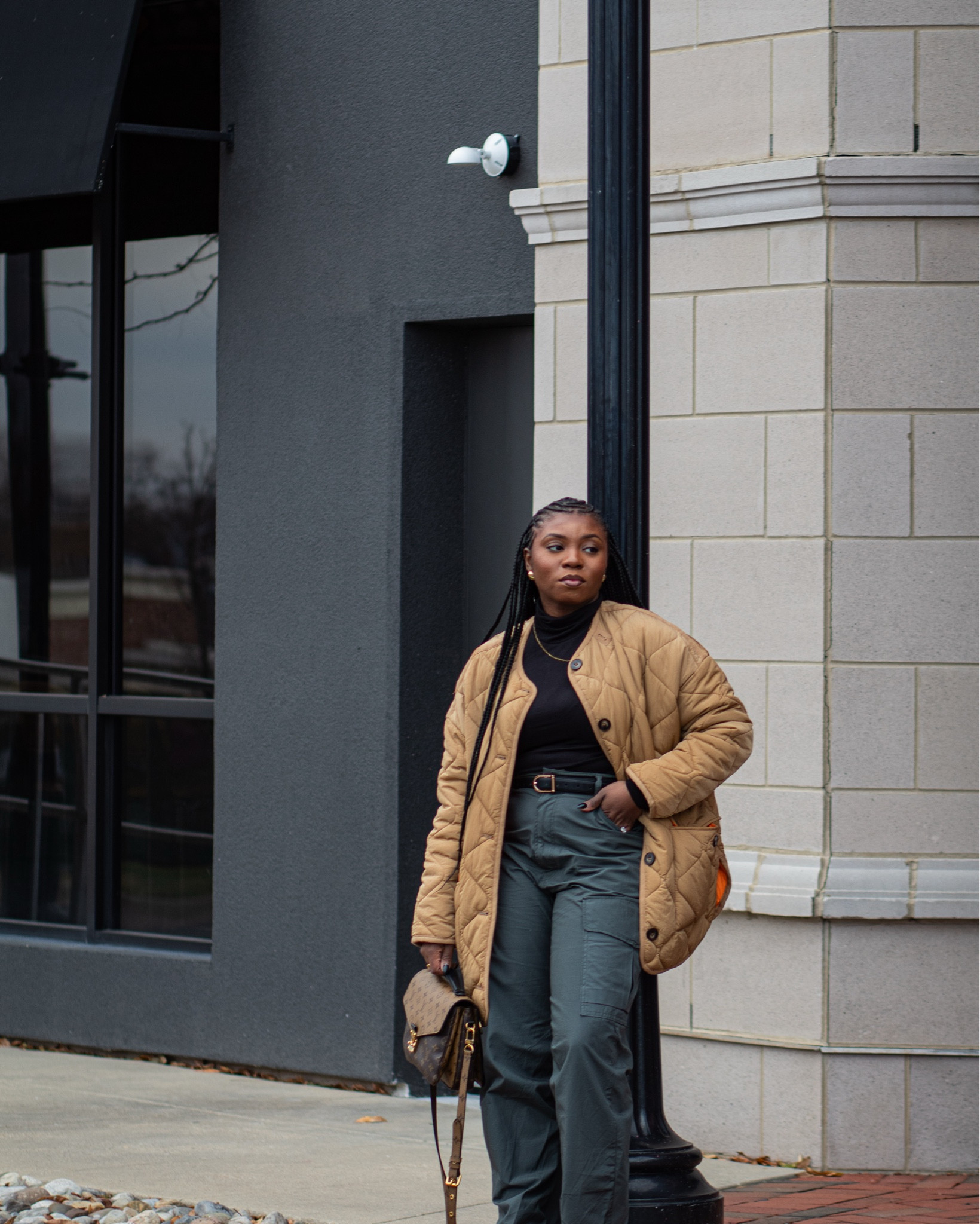 How to style cargo pants 