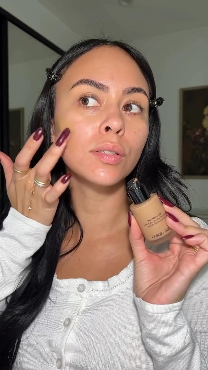 step by step GRWM, do we like these tutorials?!
—
comment “SHOP” for 🔗 to all makeup + shades used
—
use code VALE for dibs 15% off 