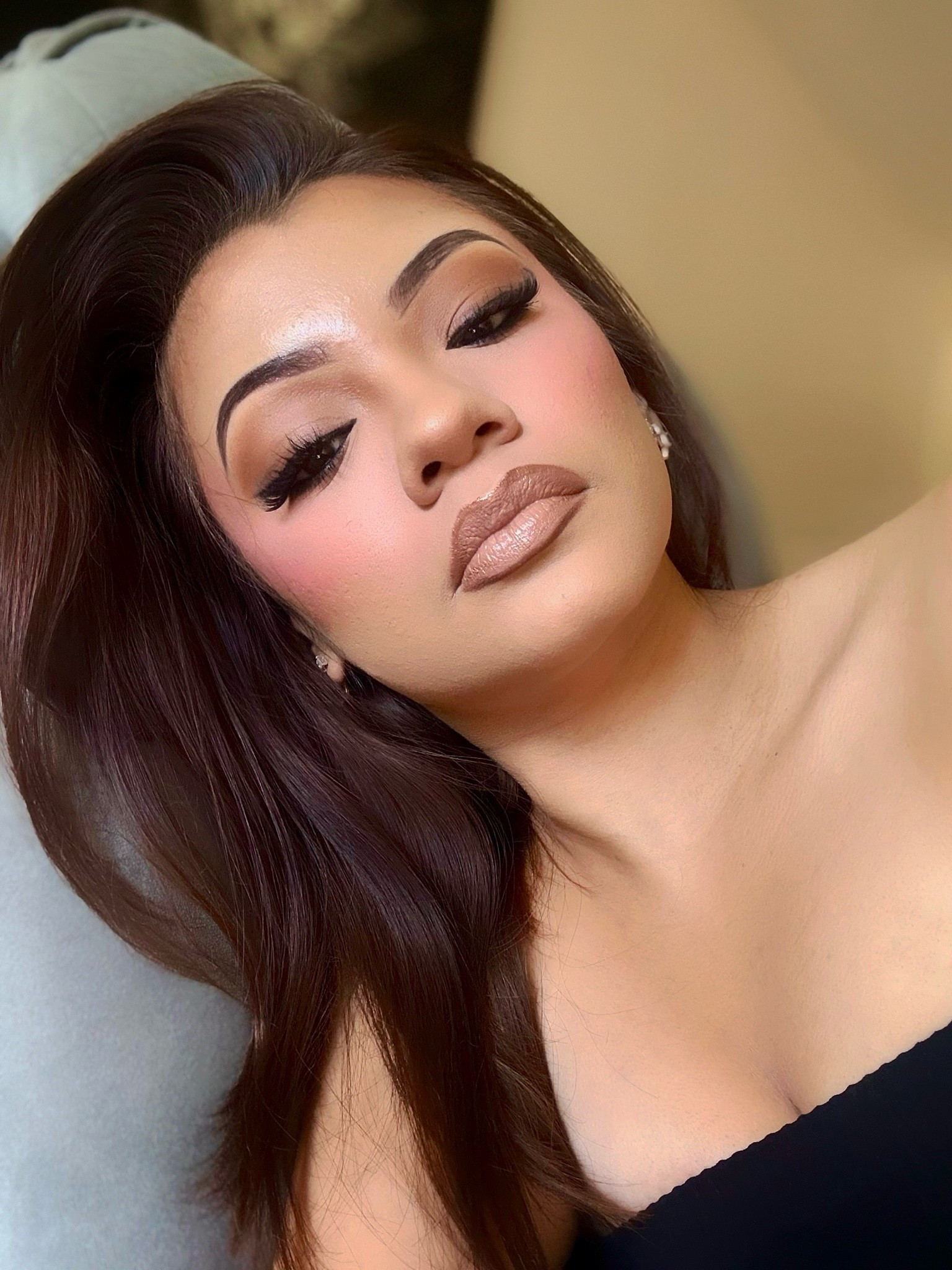 Drugstore Only Makeup Look

#LTKBeauty #LTKgrwm