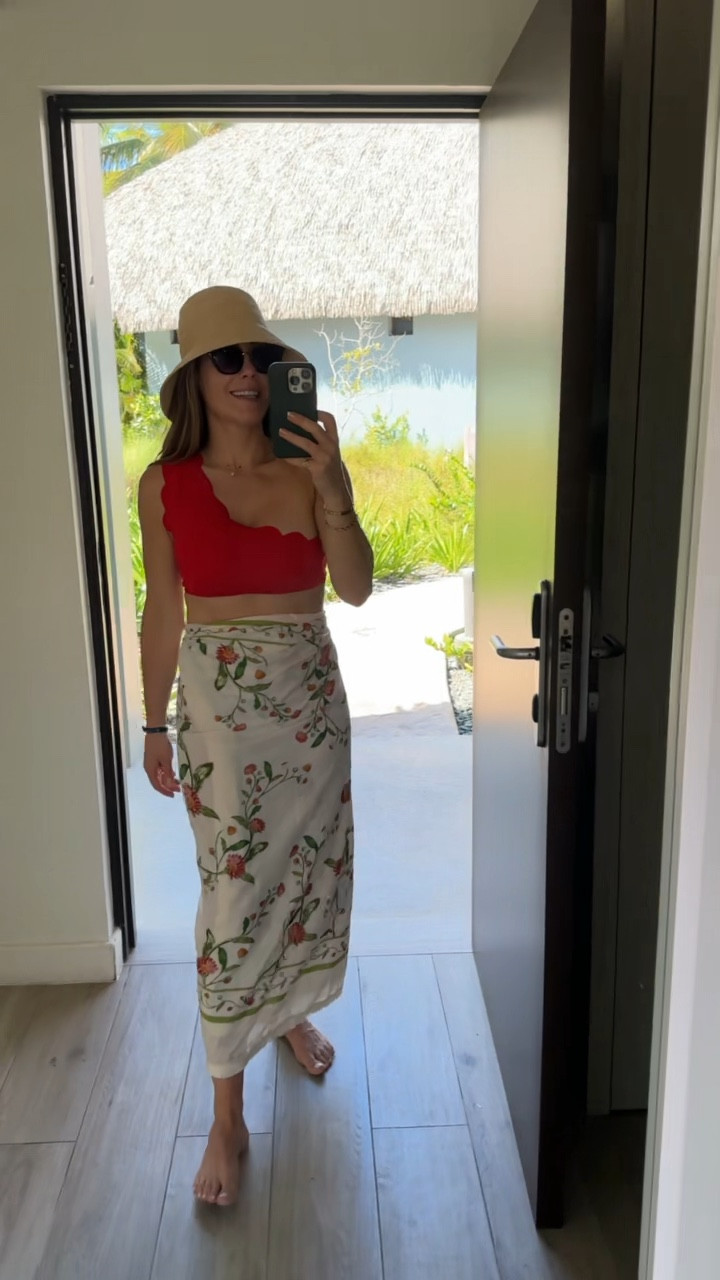 It’s feeling like vacation today! 

#LTKSeasonal #LTKtravel #LTKstyletip