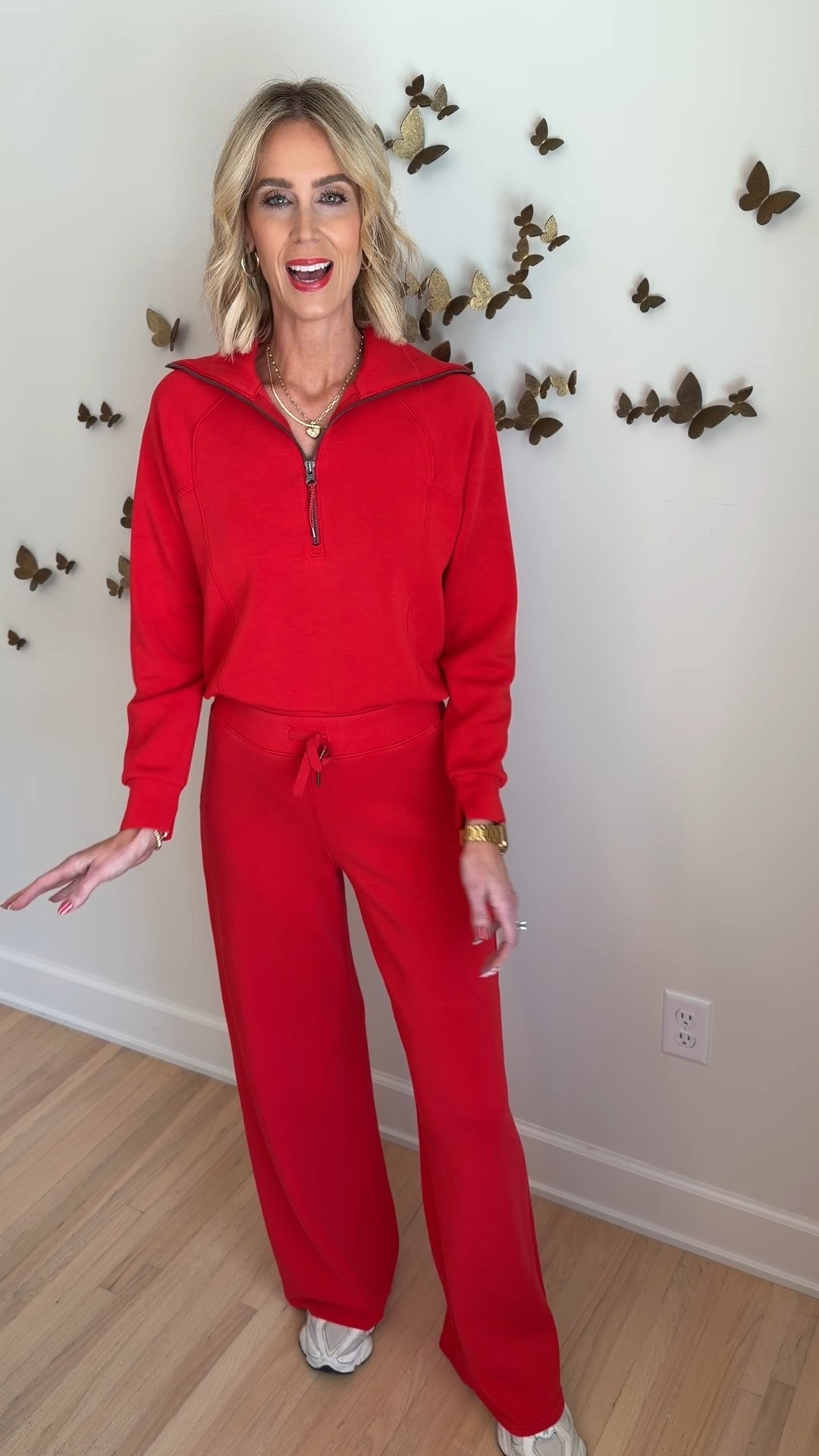 My obsession with this Spanx wide leg set is real! The red is so good but it comes in multiple colors. I’m wearing a small tall in the pants and an XS in the top  