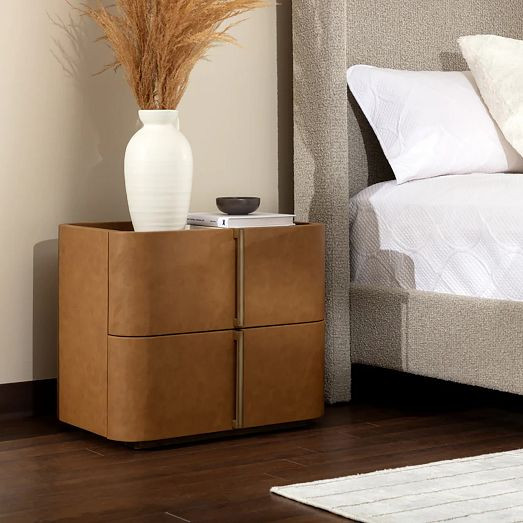 Hinsdale Curved Nightstand (26"–34") | West Elm (US)