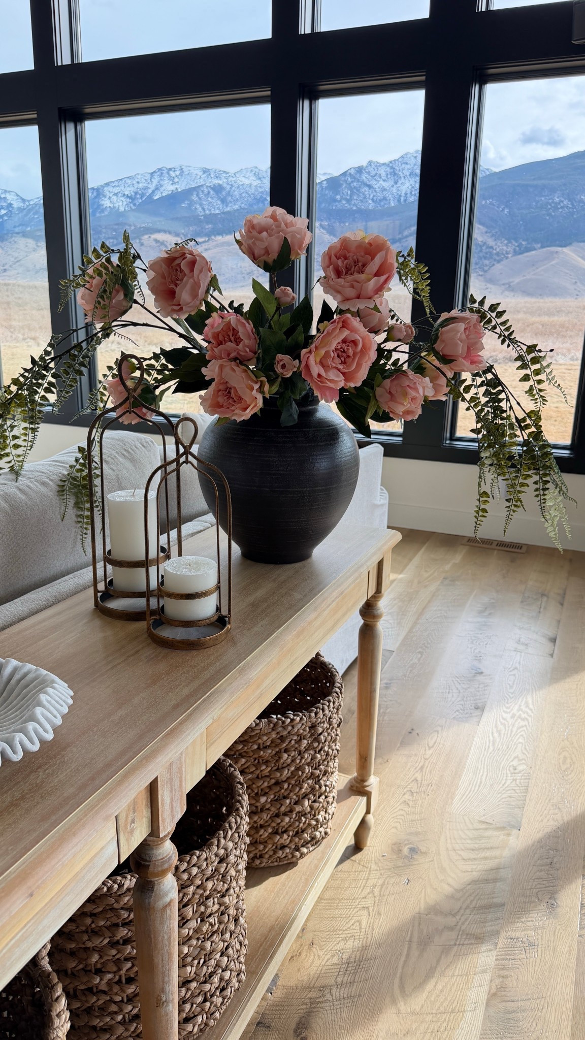 Simple styling formula I always use: something tall, something textured, something warm, and something organic. Works every time.
Home styling ideas, console table decor, modern organic home, warm neutrals decor, textured home decor, living room styling. Scroll to shop!

#LTKmomlife #LTKSeasonal #LTKHome

#LTKvlog #LTKHome #LTKmomlife