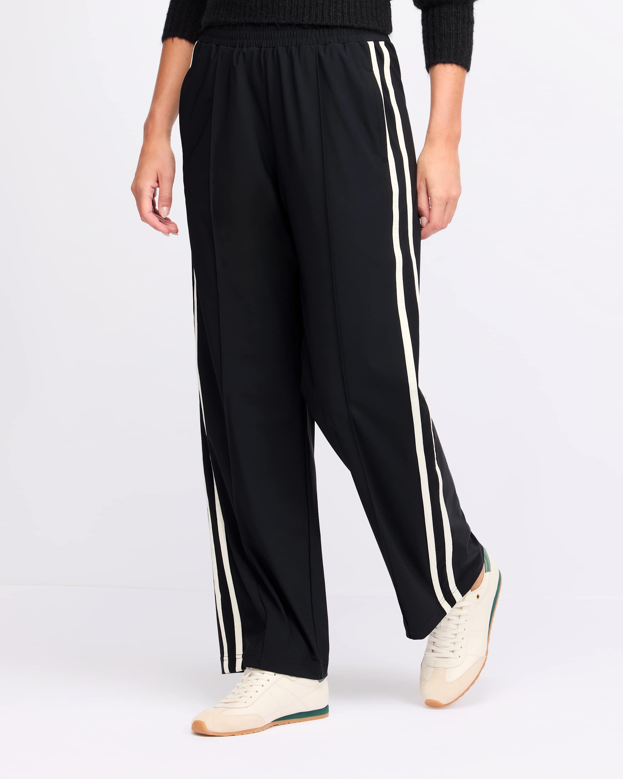 AllSet Commuter Lightweight Woven Track Stripe Athletic Pant | Stitch Fix