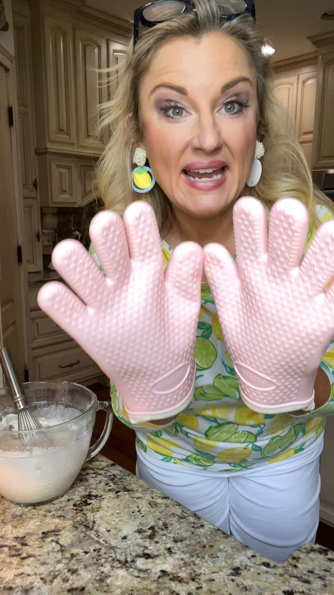 Throw away your oven mitts these oven gloves are a kitchen must have

#LTKfoodie #LTKHome #LTKmomlife