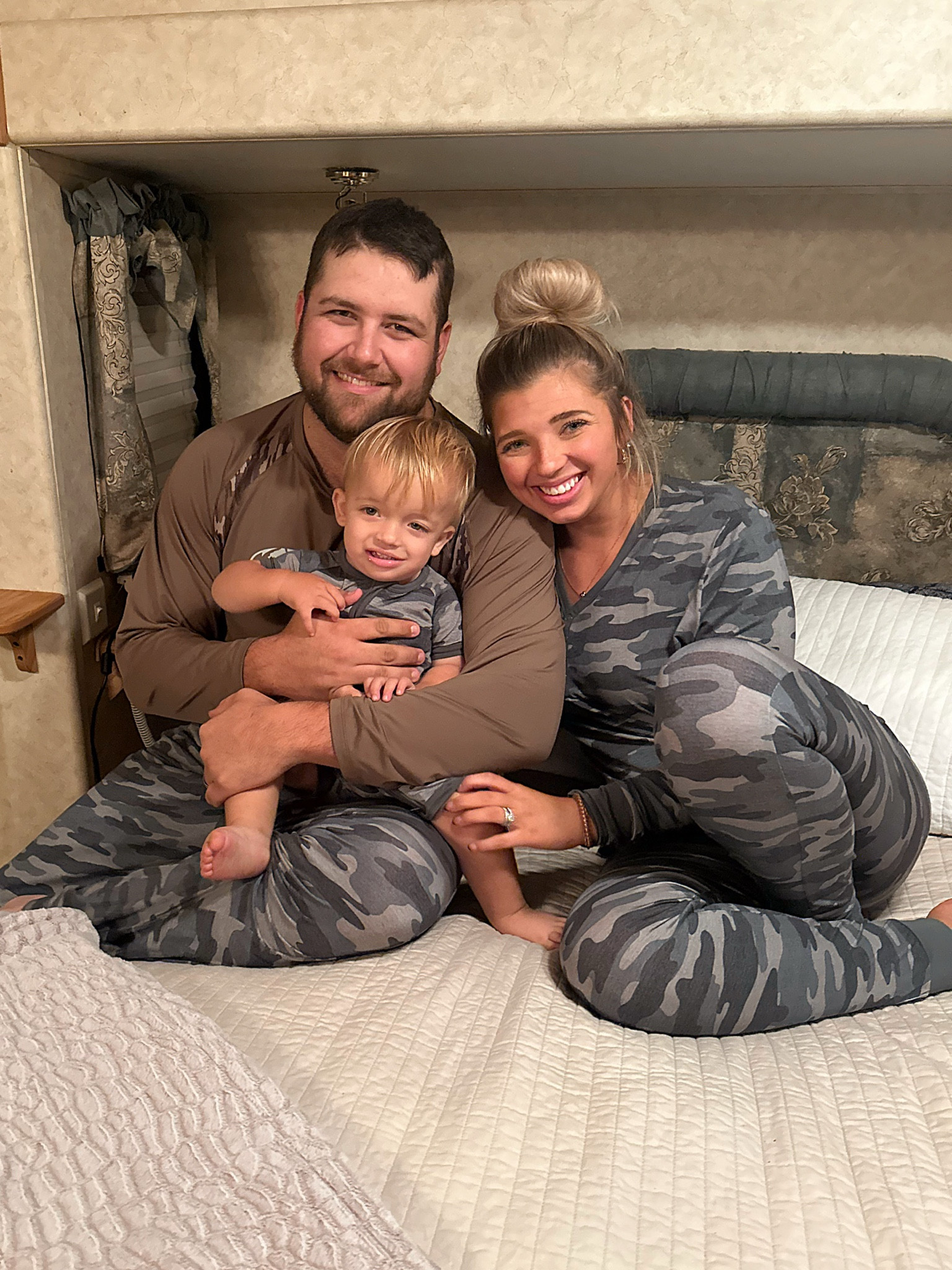 spinnanight party at the camp⛺️🤎
I love making these memories with my little family🤍

#LTKFamily #LTKGiftGuide #LTKHoliday