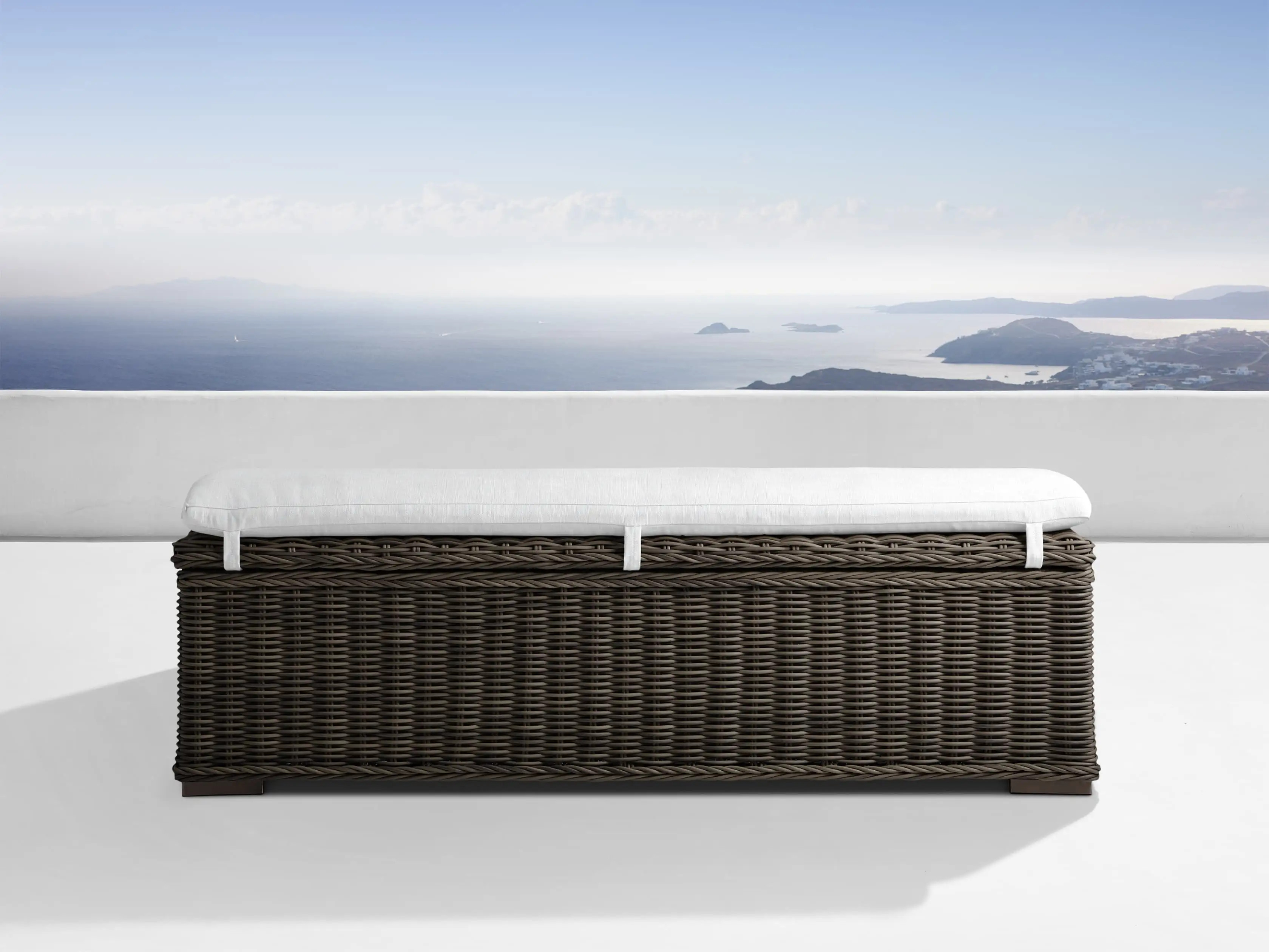 Wyatt Outdoor 66 | Arhaus