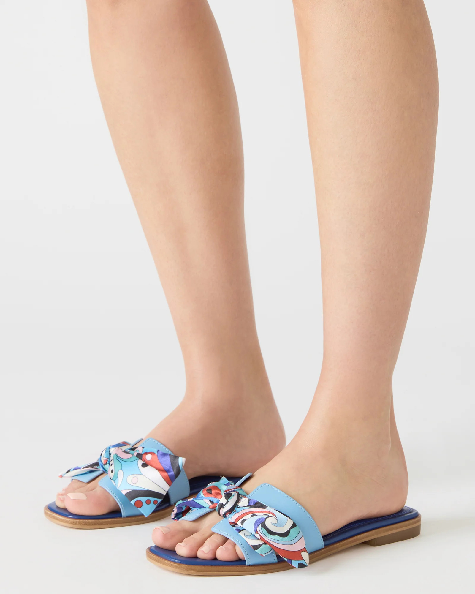 HADYN Blue Scarf Women's Designer Sandal | Steve Madden (US)