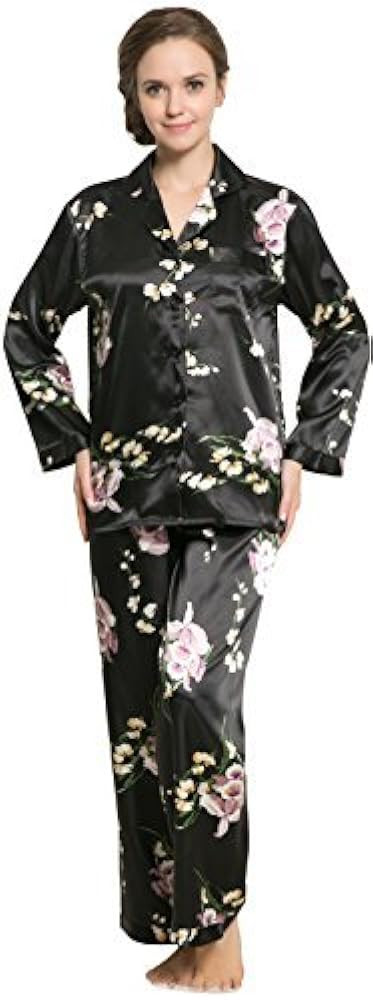 Lavenderi Women's Long Sleeve Premium Satin Pajama Set | Amazon (US)