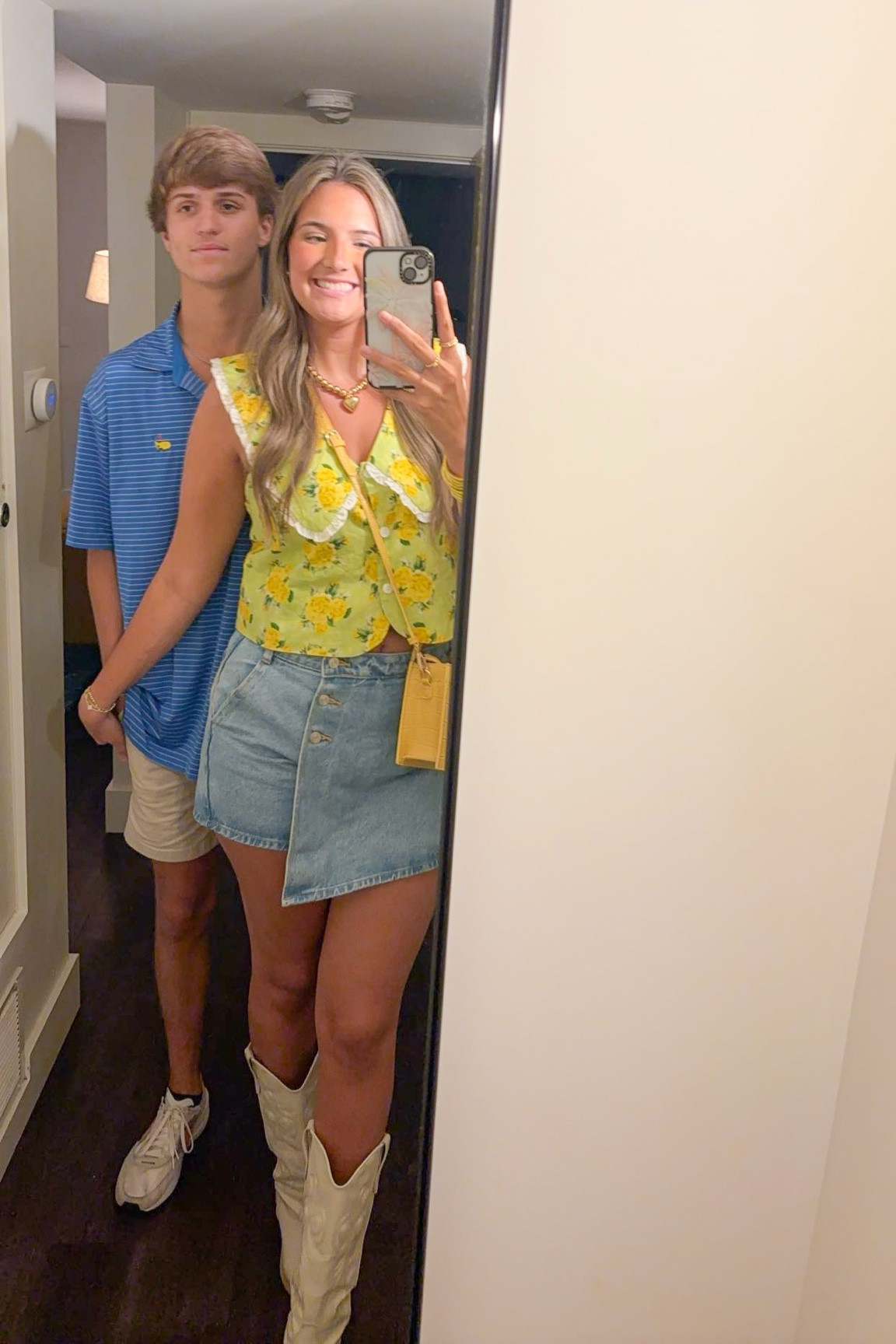 Day out!

Skirt is Zara 