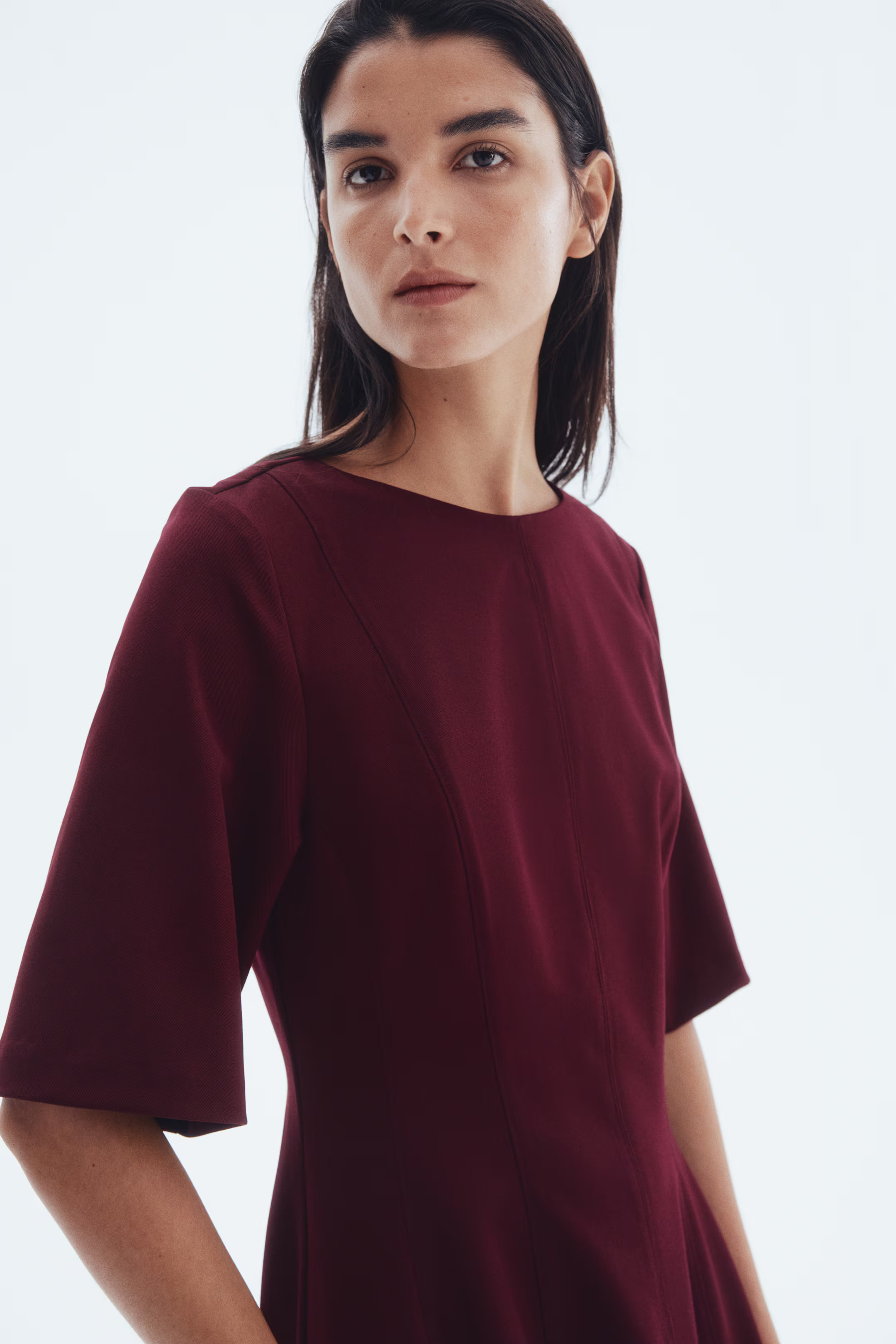 Tailliertes Twillkleid | H&M (DE, AT, CH, NL, FI)