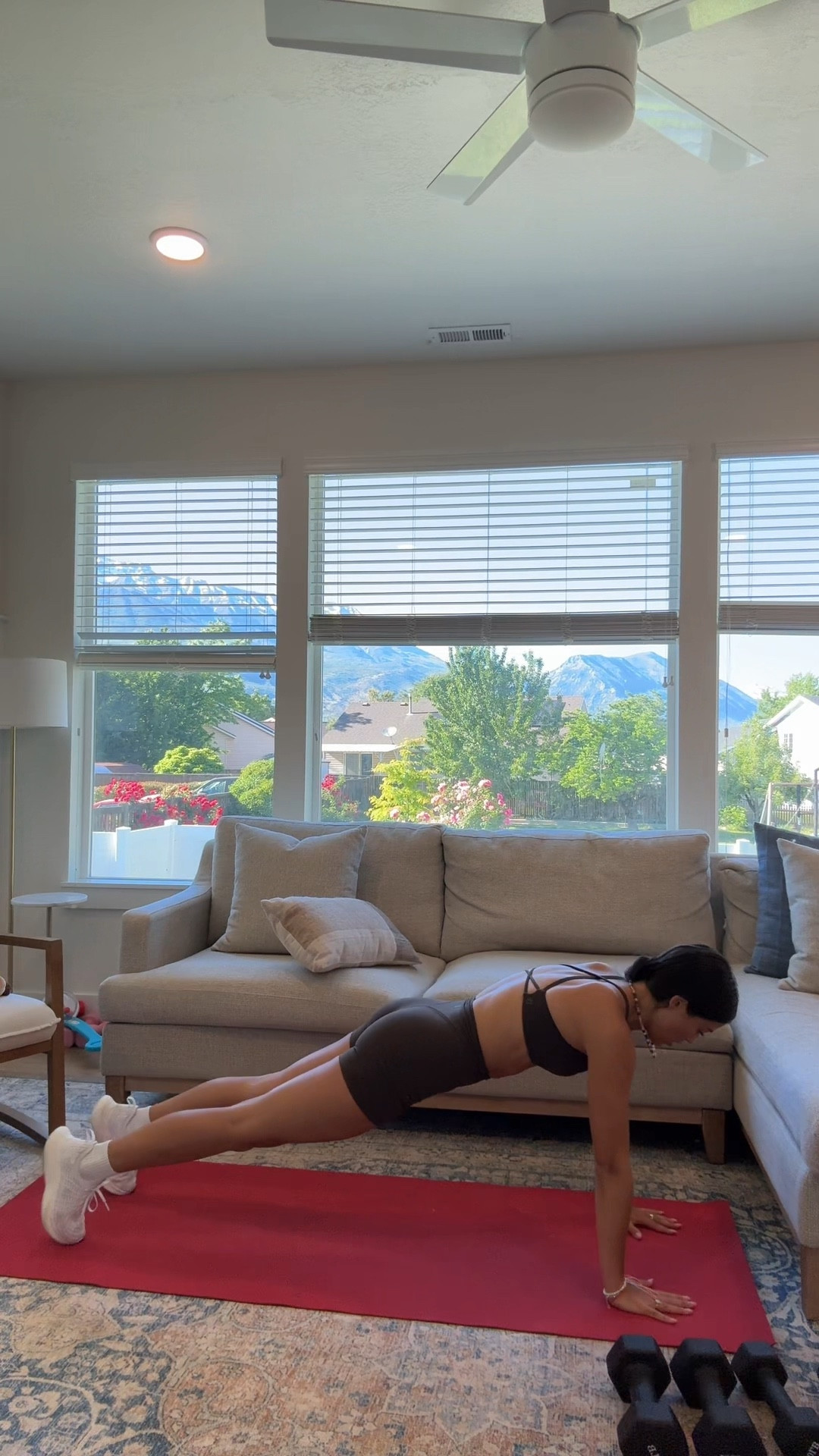 cutest and comfiest brown workout set!!🐻🤎