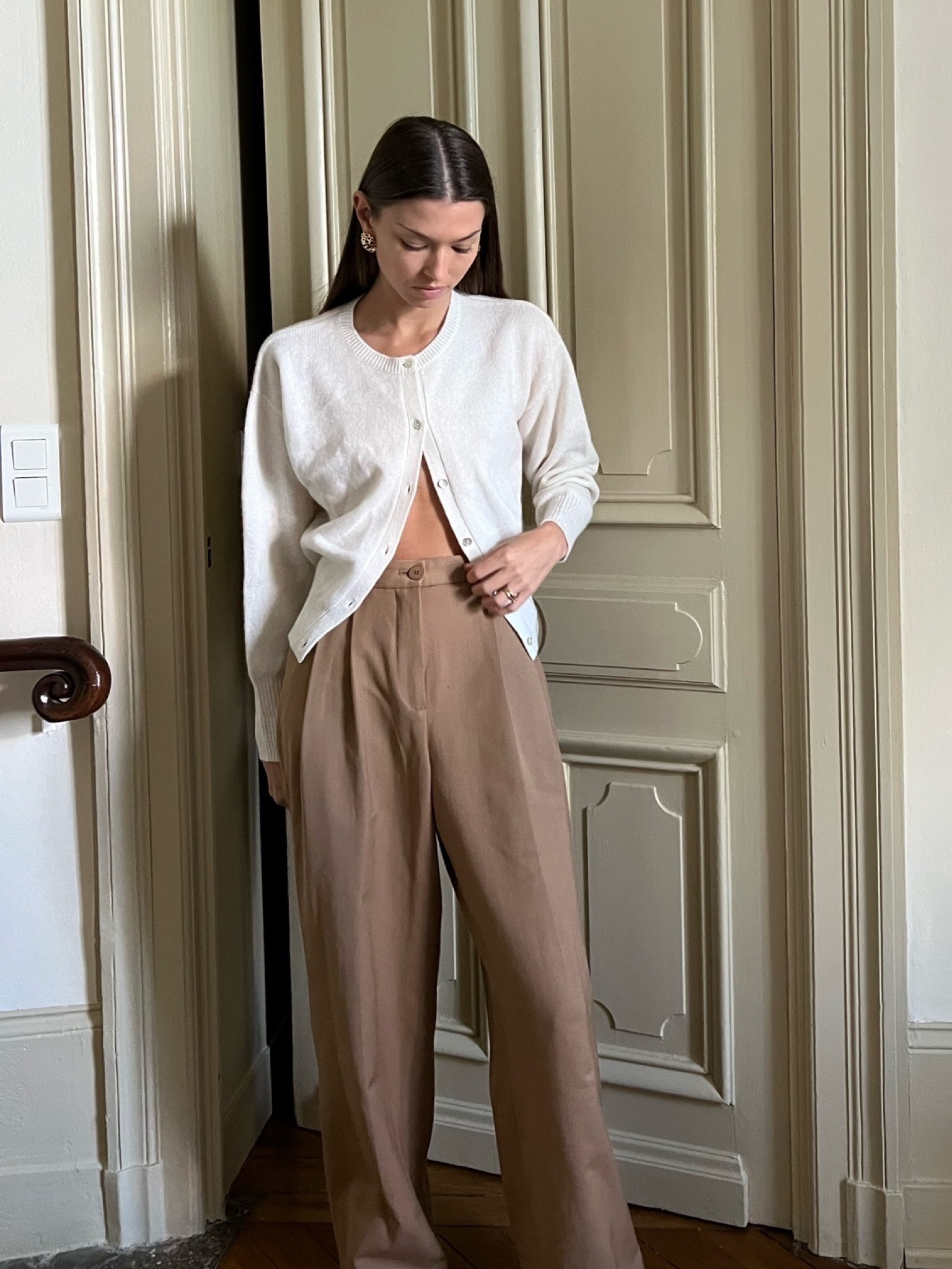 Almanda cardigan, white cardigan, round neck, neutral outfit, neutral style, tailored trousers, House of Dagmar, neutrals, smart casual outfit, autumn outfit 

#LTKSeasonal #LTKeurope #LTKstyletip