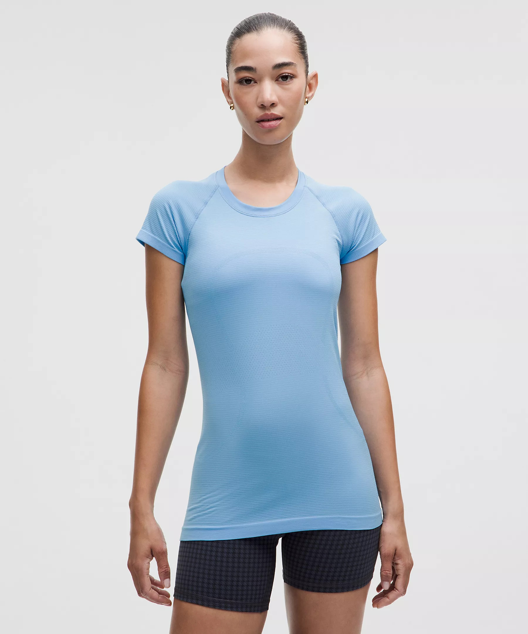 Swiftly Tech Short-Sleeve Shirt 2.0 *Hip Length | Women's Short Sleeve Shirts & Tee's | lululemon | Lululemon (US)