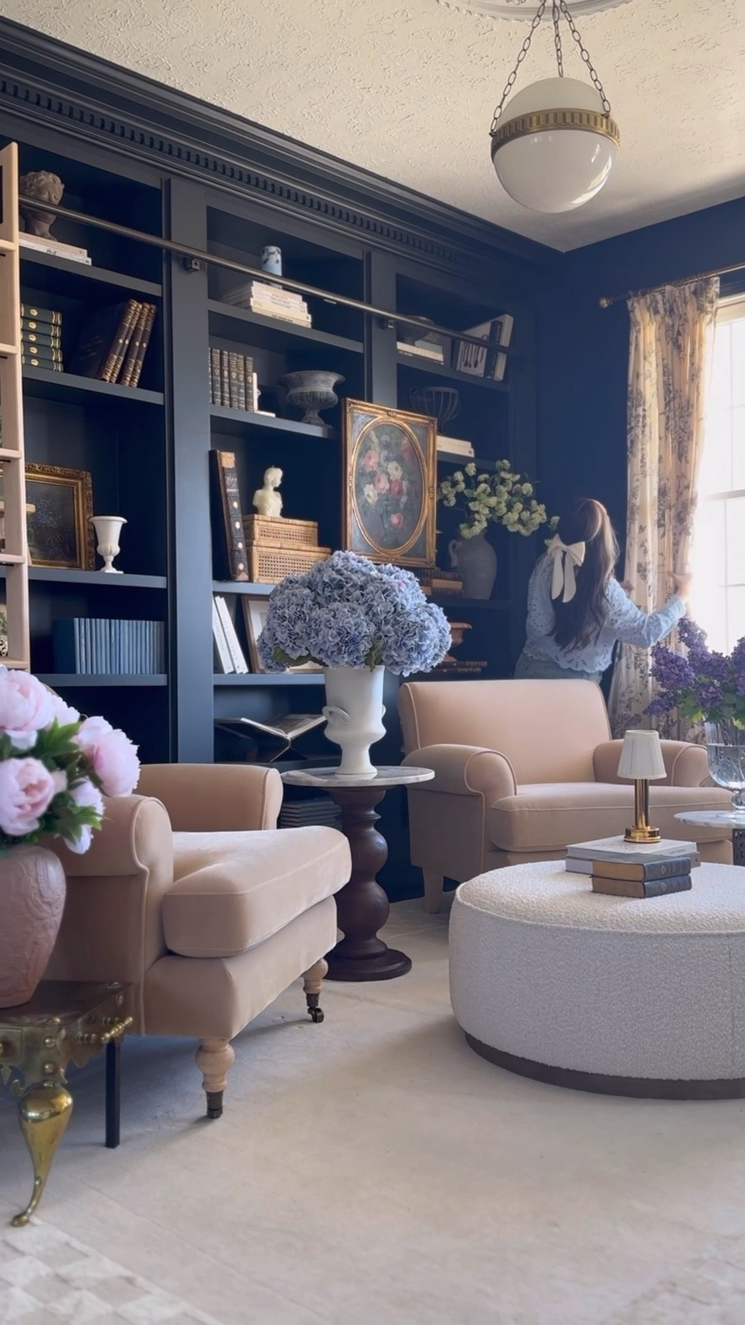 Shop the sweetest spring details in my home!  I’m sharing my top faux florals that look super realistic!  #sprjngdecor #spring #springforward #fauxflowers #fauxflorals #afloral

#LTKHome #LTKSeasonal