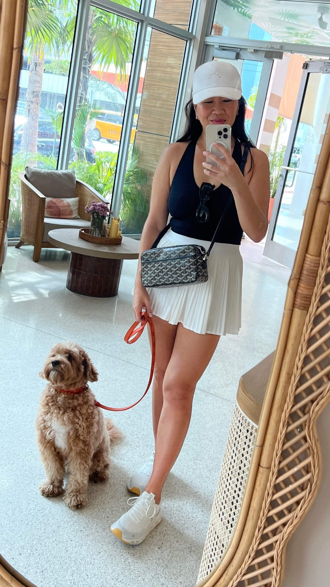 Weekend bike & casual brunch outfit 

Tank Free People
Skirt Lululemon
Hat Varley
Sneakers ON