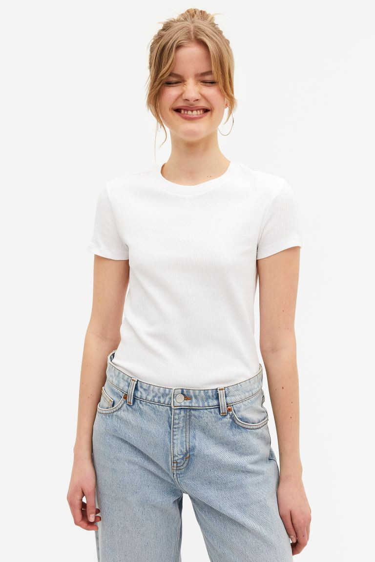 2er-Set gerippte T-Shirts | H&M (DE, AT, CH, NL, FI)