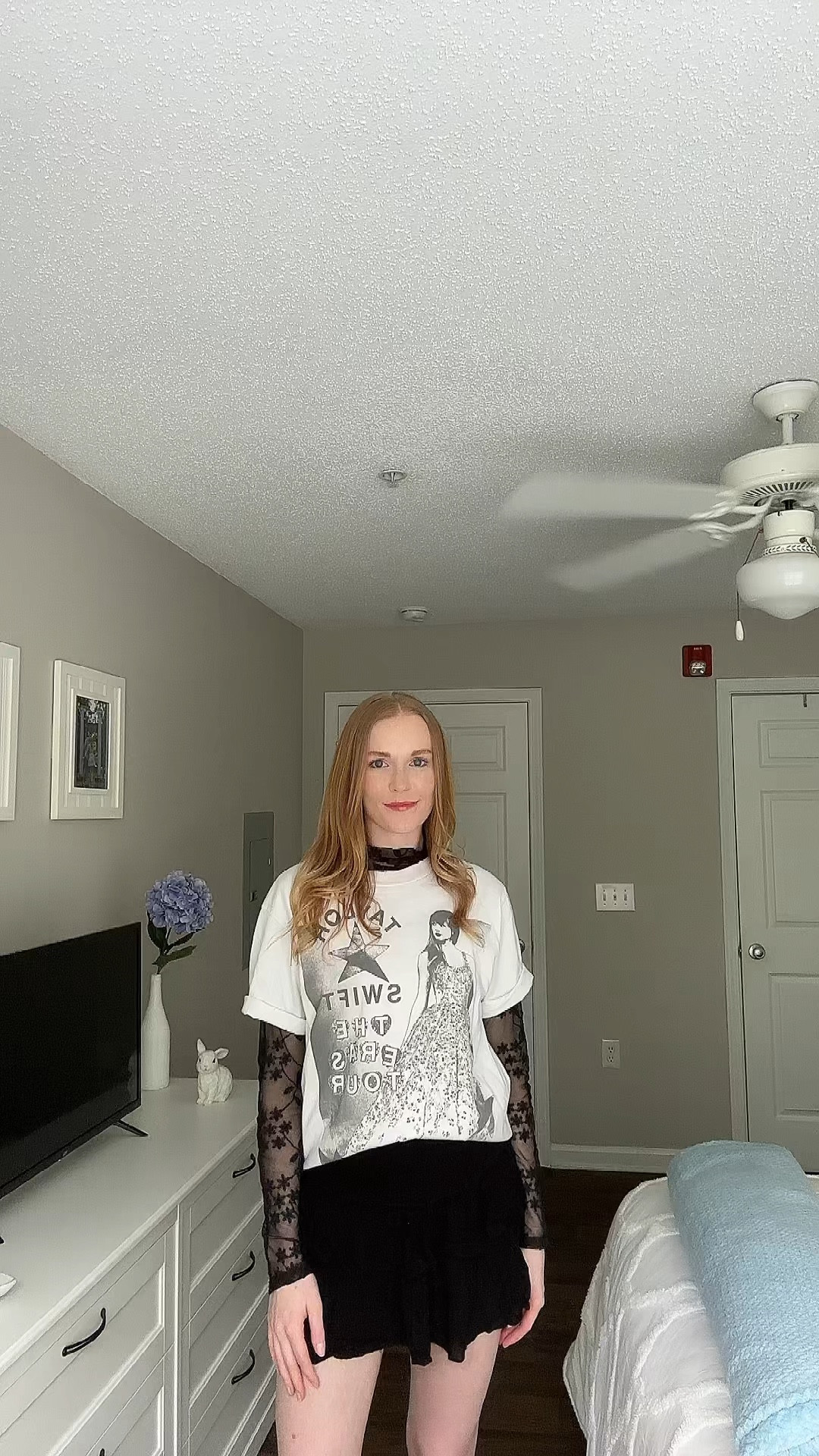 ready for TTPD 🖤🥂🕯️🖋️📜


Which release day outfit is your fav? 

#thetorturedpoetsdepartment #ttpd #ttpdoutfit #ttpdreleaseday #ttpdlisteningparty #swiftie #ttpdaesthetic 

#LTKstyletip #LTKfindsunder50 #LTKVideo