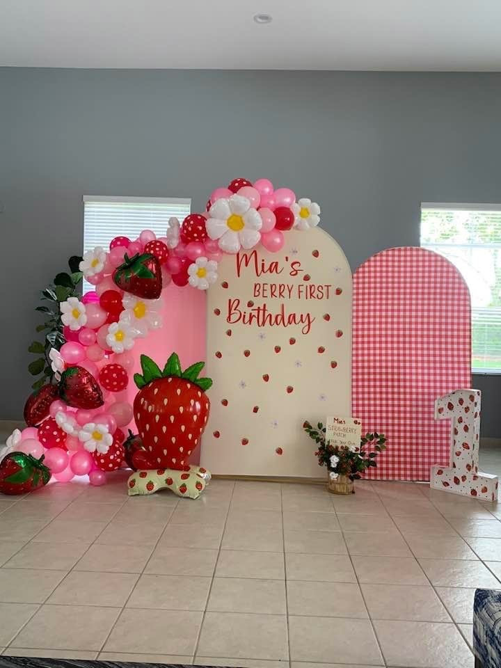 Berry 1st Birthday! #birthdayparty

#LTKFamily #LTKParties #LTKFindsUnder50