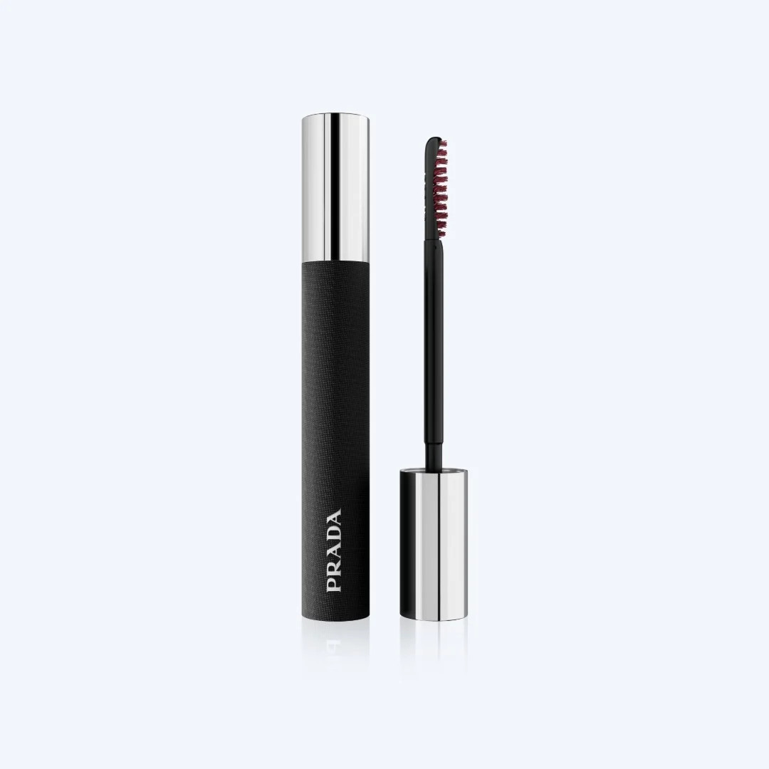Prada Beauty Pradascope Lash Extending Mascara | Shade: B03 - MAHOGANY - DEEP BROWN WITH RED UNDERTONES | Prada Beauty