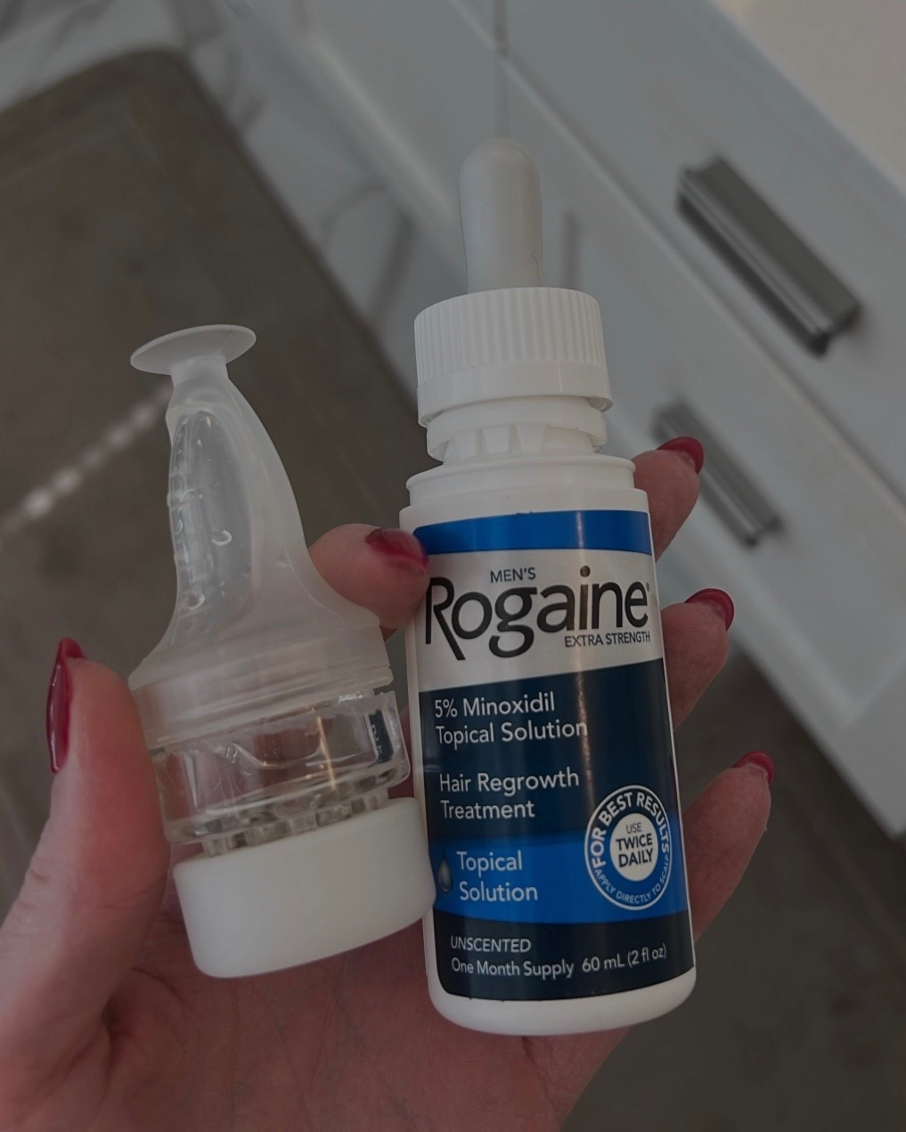 Rogaine for hair growth / hair loss 
Rogaine solution applicator 

#LTKBeauty #LTKFindsUnder50
