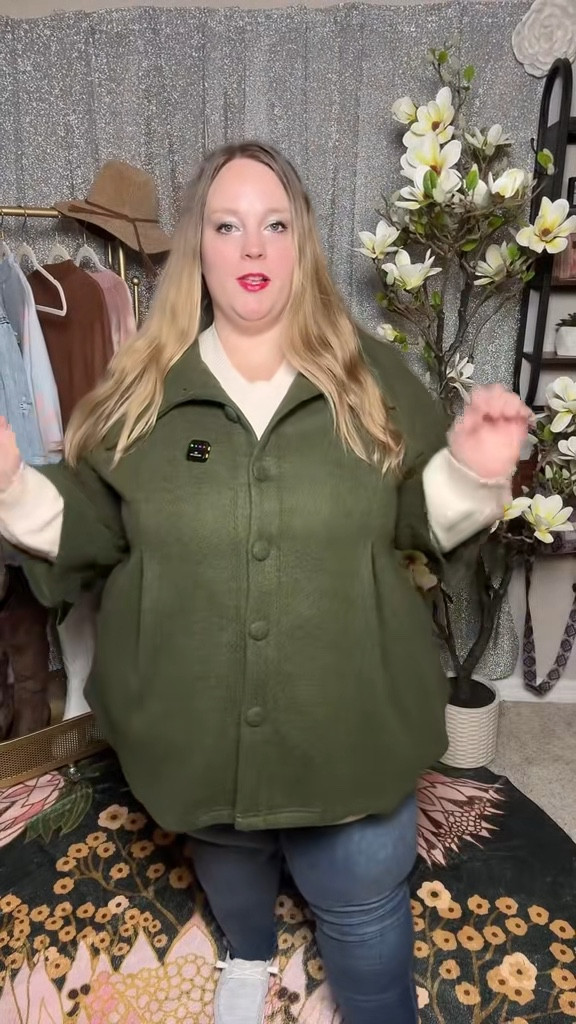 this jacket is so flattering without feeling bulky 💕 the a-line shape gives room where you need it but still looks put together and elevated.

plus size jacket, a line jacket, winter outfit, flattering jacket, bloomchic jacket, winter layering, plus size winter outfit, everyday winter outfit


#LTKMidsize #LTKSeasonal #LTKPlusSize