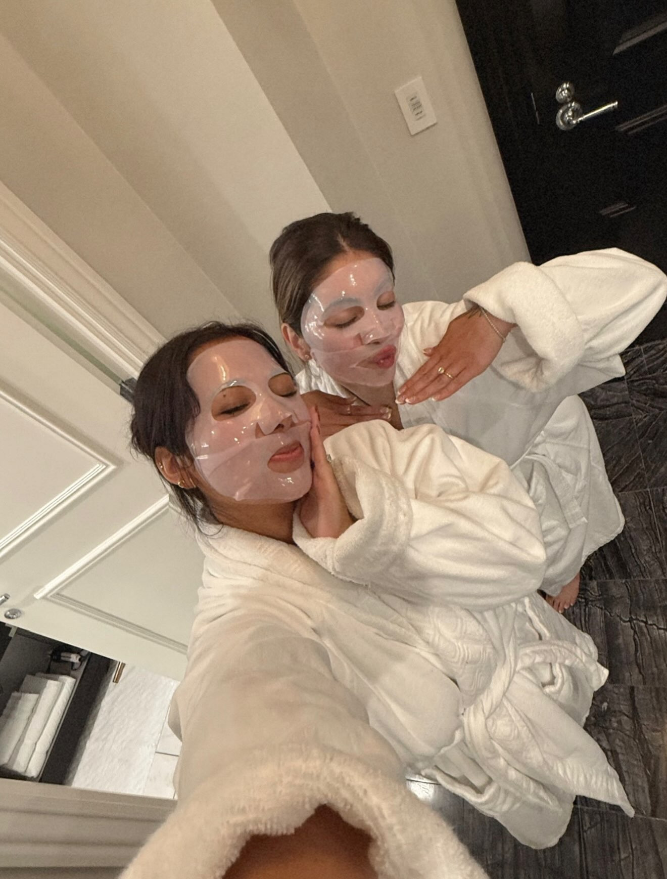 Everything you need for a self-care night with your bestie 🧖‍♀️✨



 

 #LTKgrwm #LTKselfcare #LTKBeauty