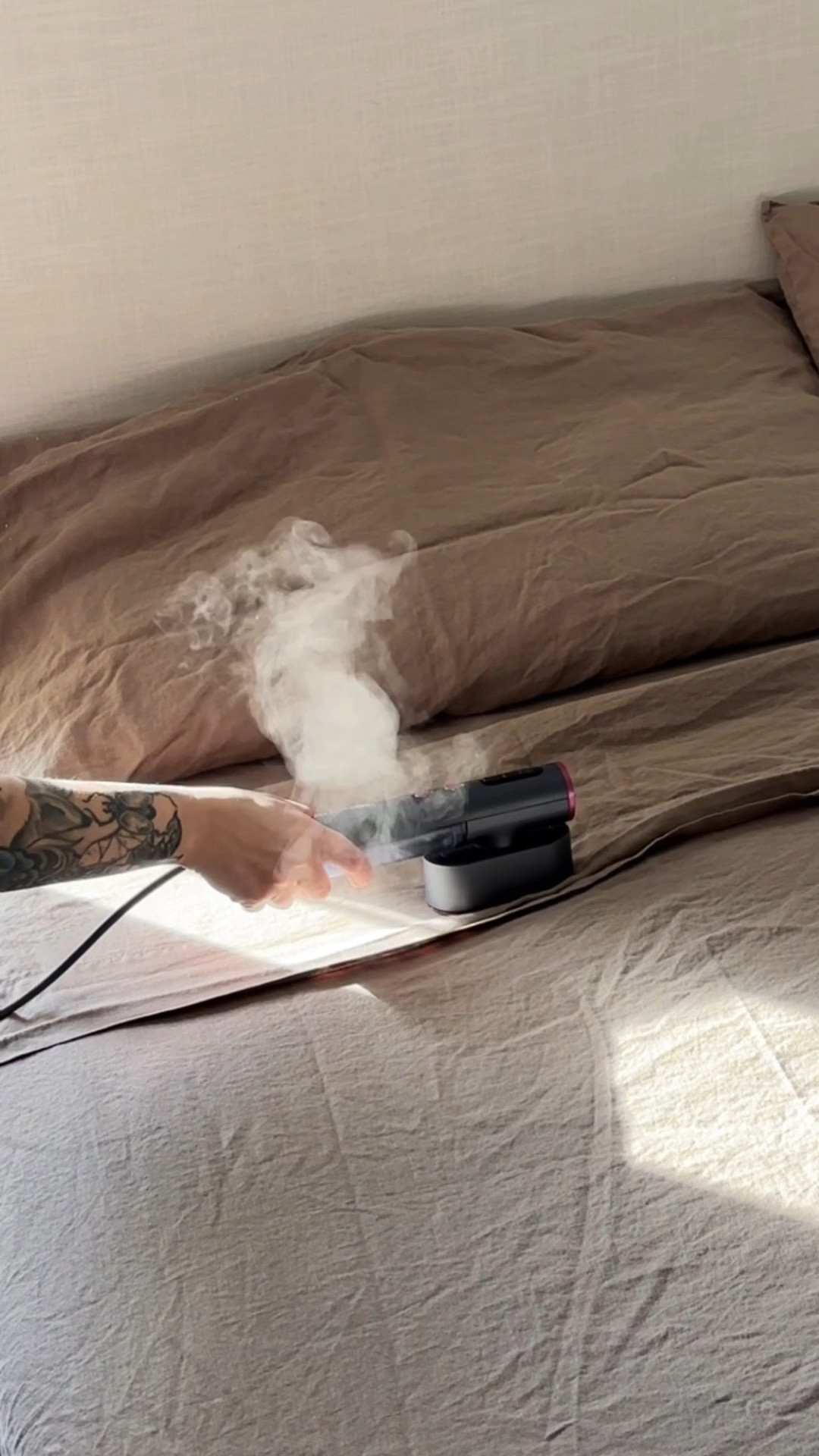 Nothing is more satisfying than crisp pillows 👌🏻 buuut I’d be lying if I said I actually steamed the whole bed 😂

#linenbedding #bedding #sheets #coolingsheets #sheets #linen #steamcleaning #ironing #homedecorfinds 

#LTKHome #LTKSeasonal
